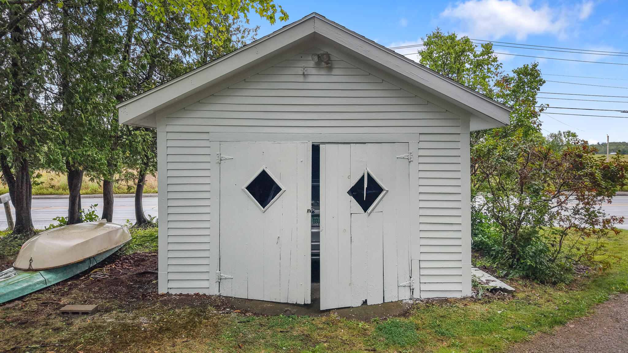 651 College Avenue Property Photo 7