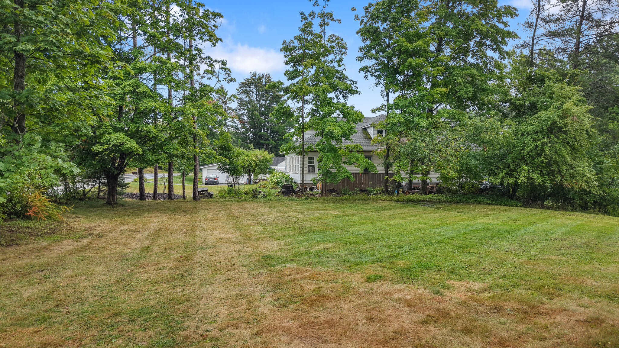 651 College Avenue Property Photo 13