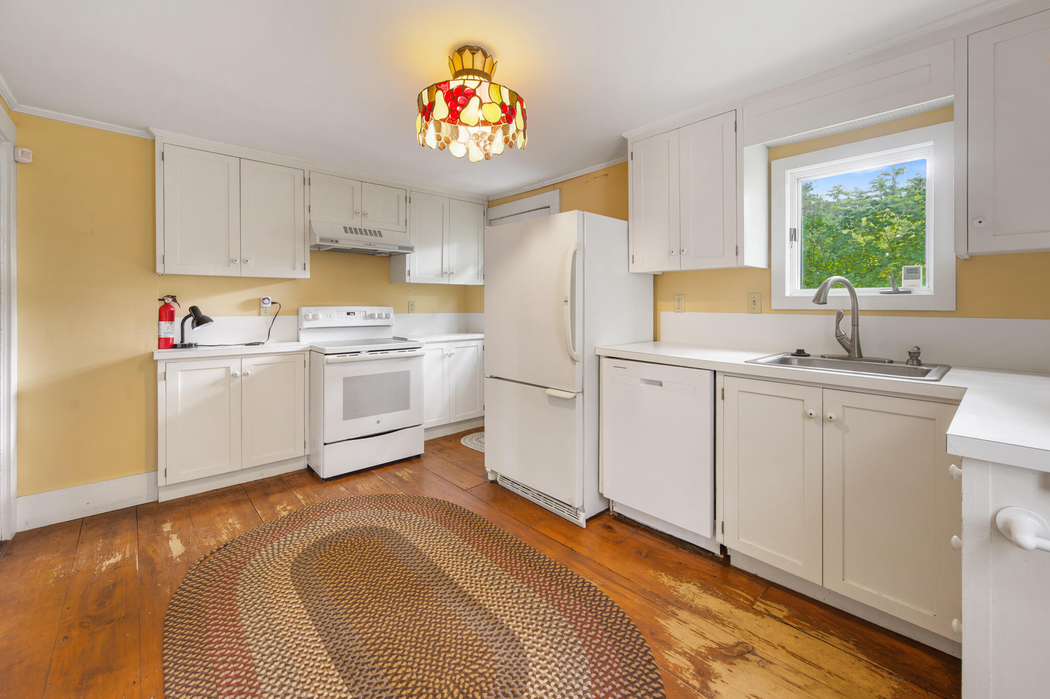 651 College Avenue Property Photo 66