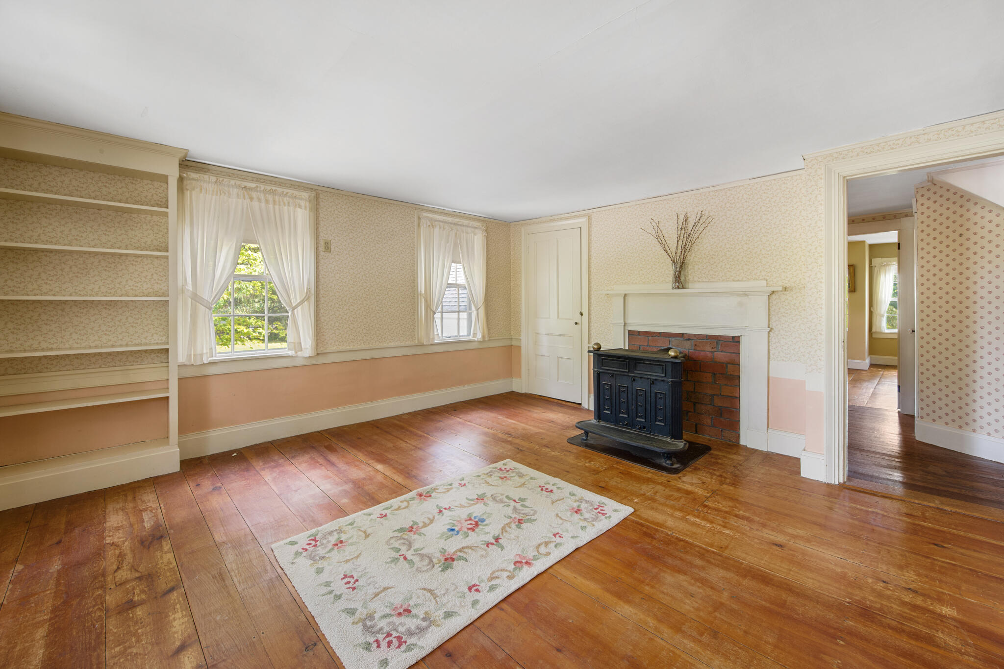 651 College Avenue Property Photo 76