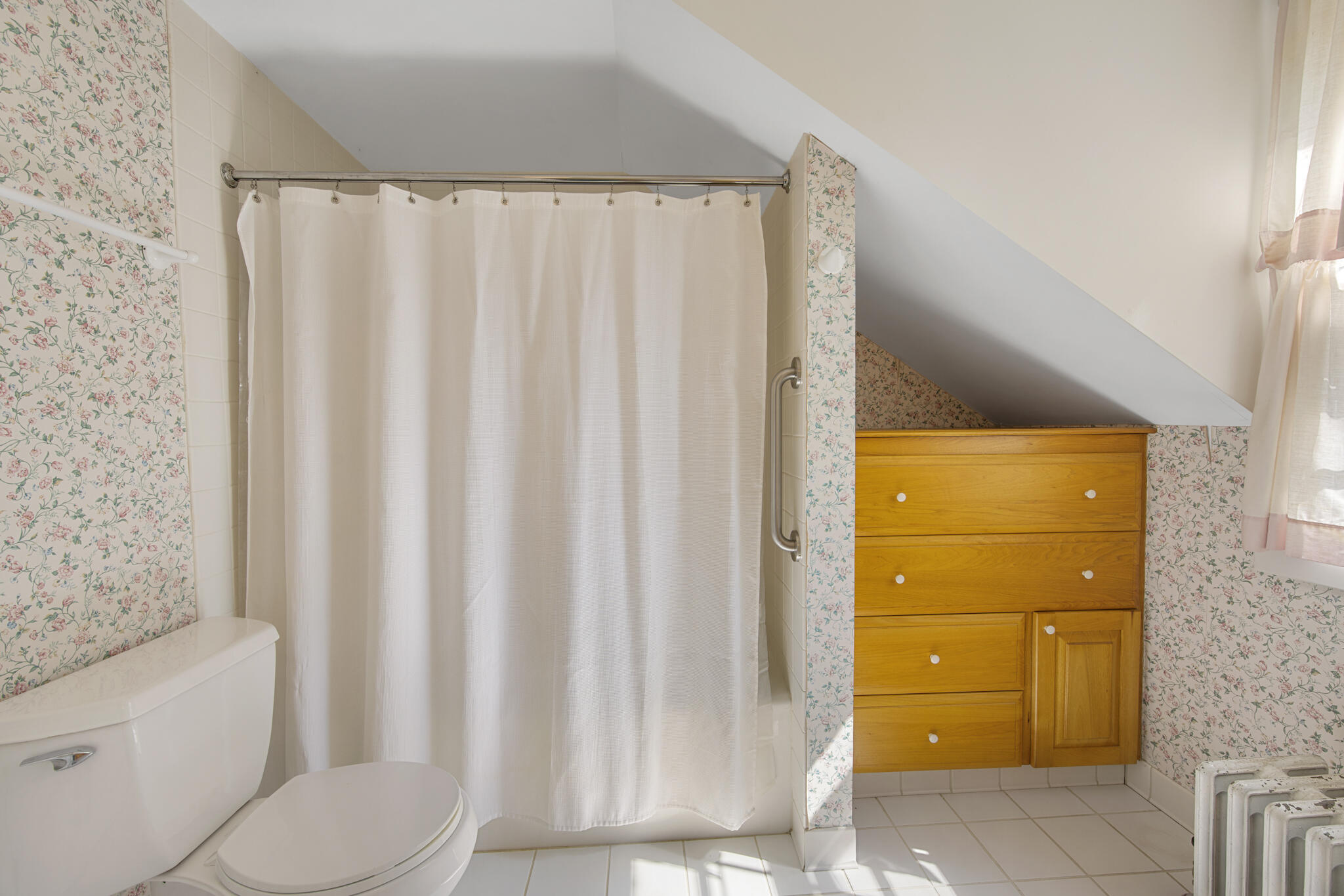 651 College Avenue Property Photo 86