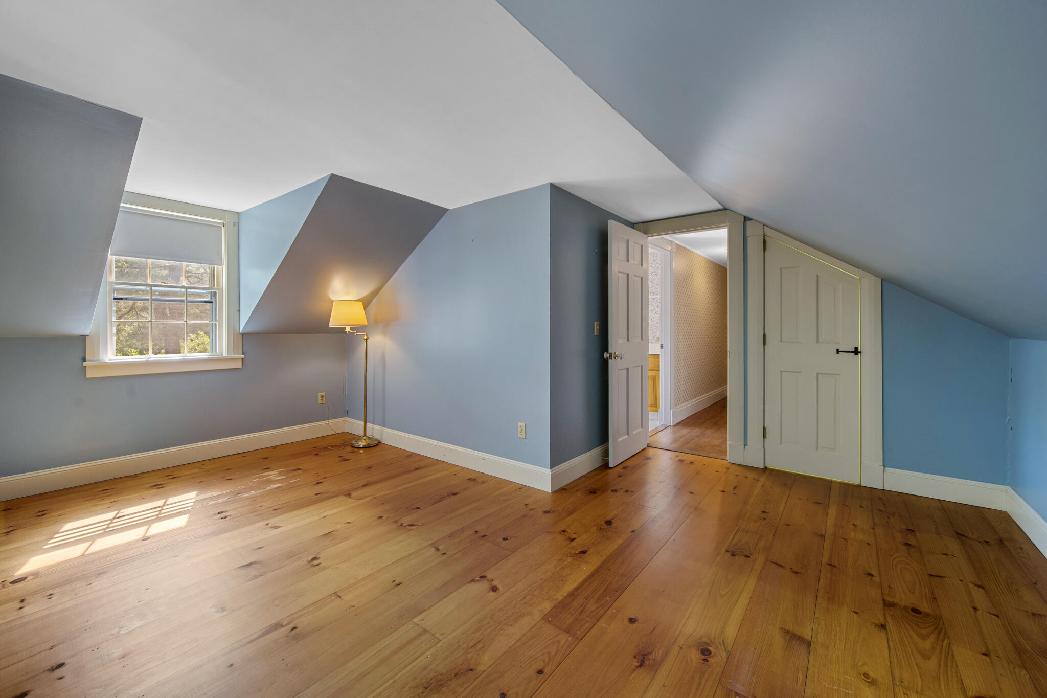 651 College Avenue Property Photo 90