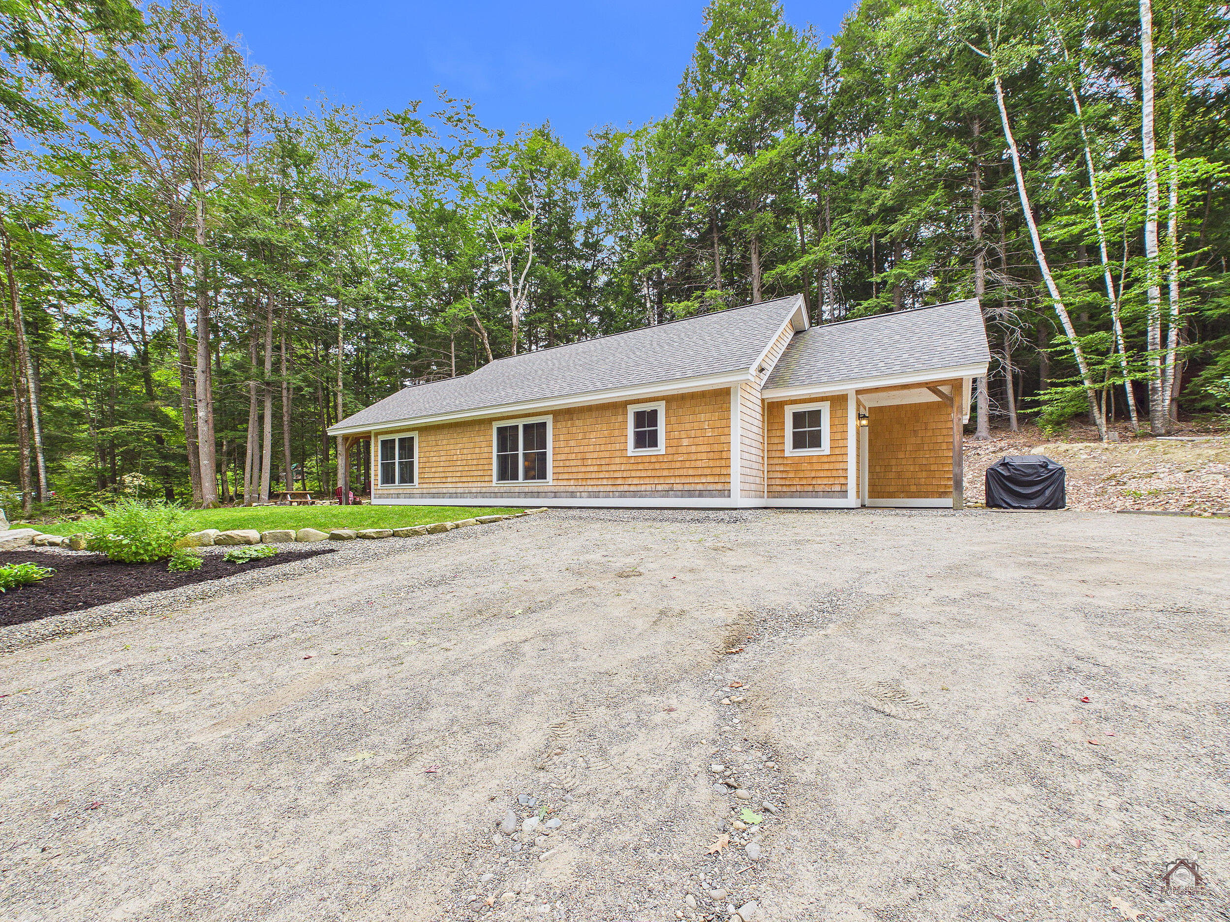 6 Basswood Estates Property Photo 8