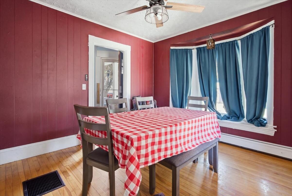 6 Harris Street Property Photo 6