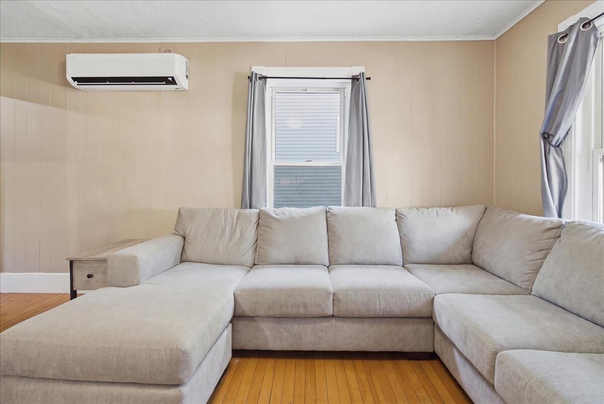 6 Harris Street Property Photo 10