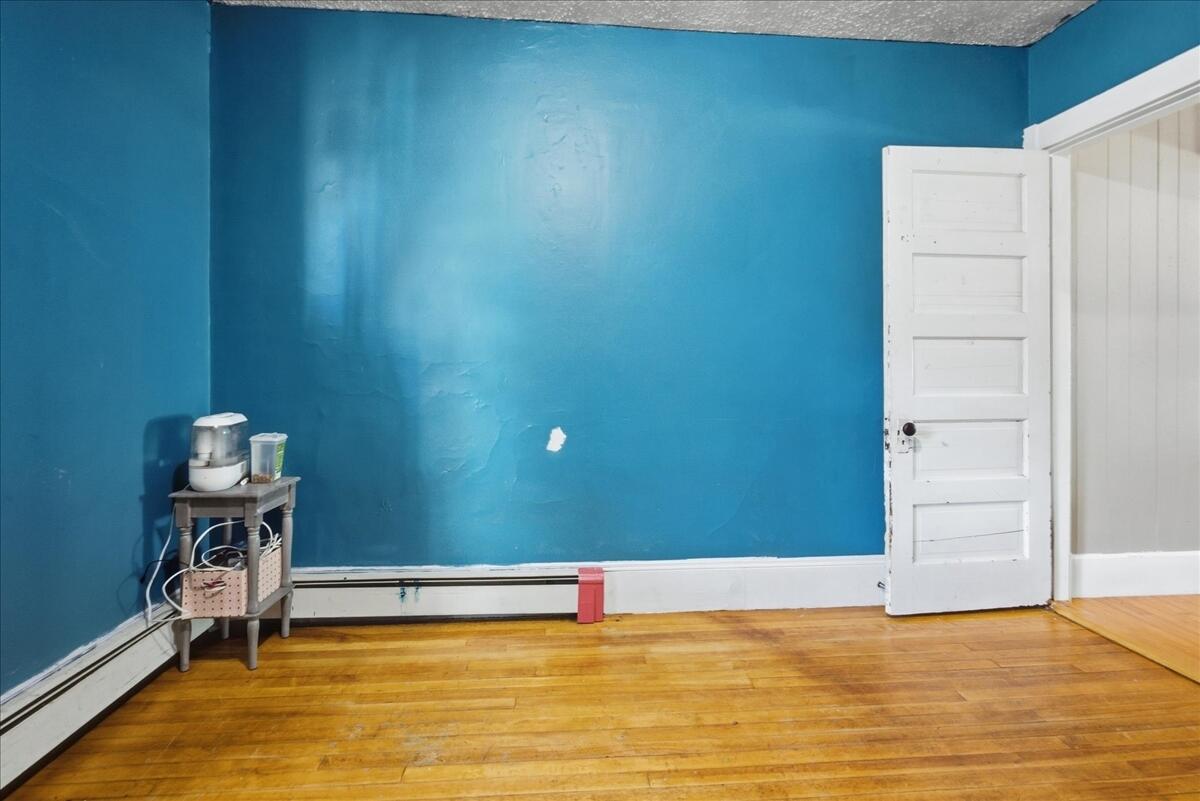 6 Harris Street Property Photo 33