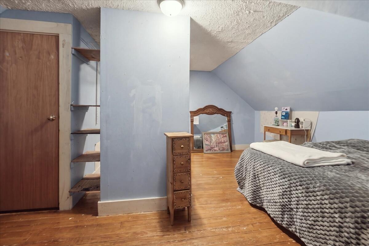 6 Harris Street Property Photo 39