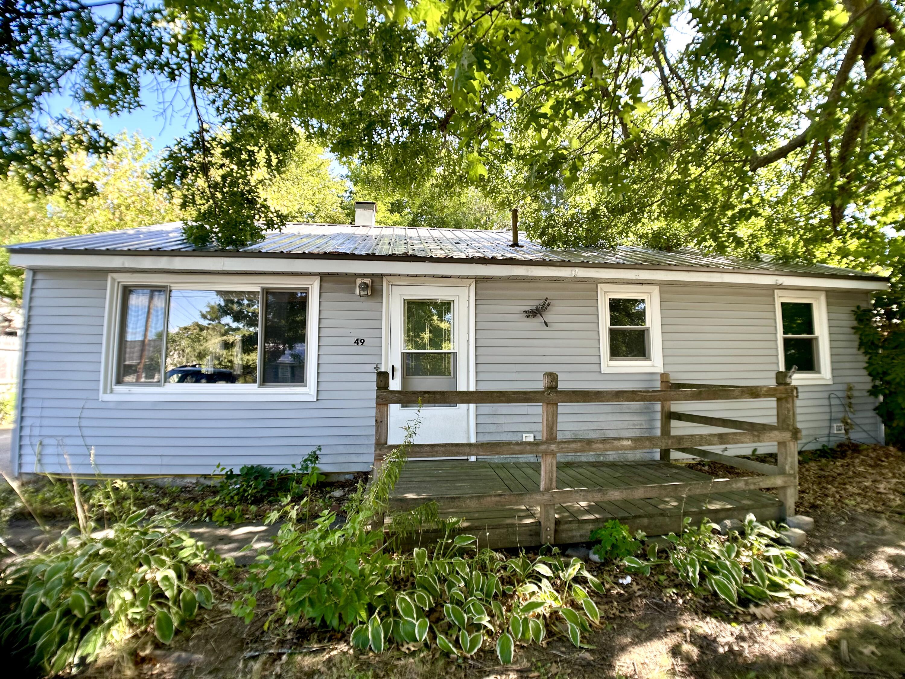 49 Thornton Road Property Photo 1
