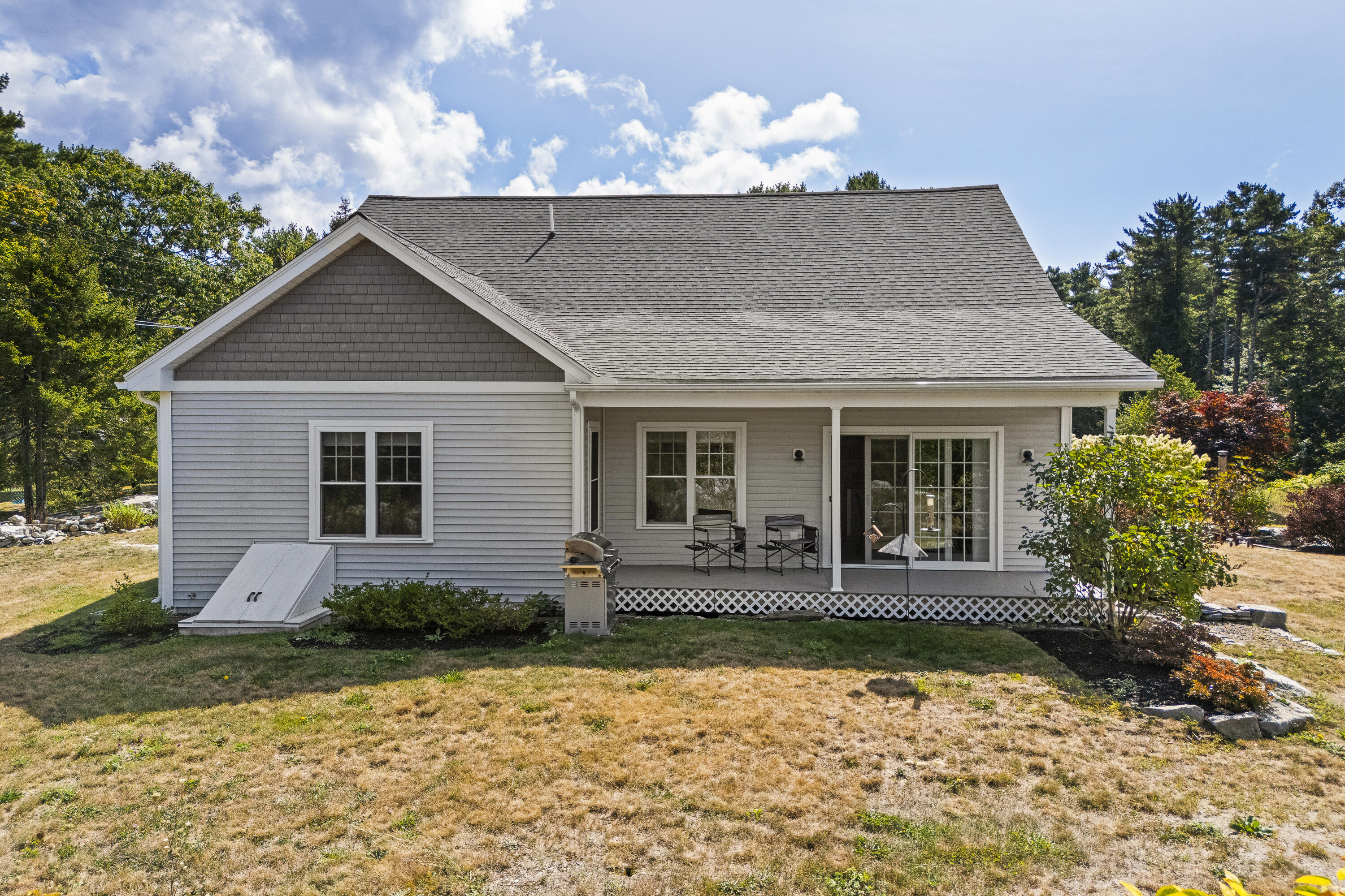 1 Captain's Way Property Photo 4