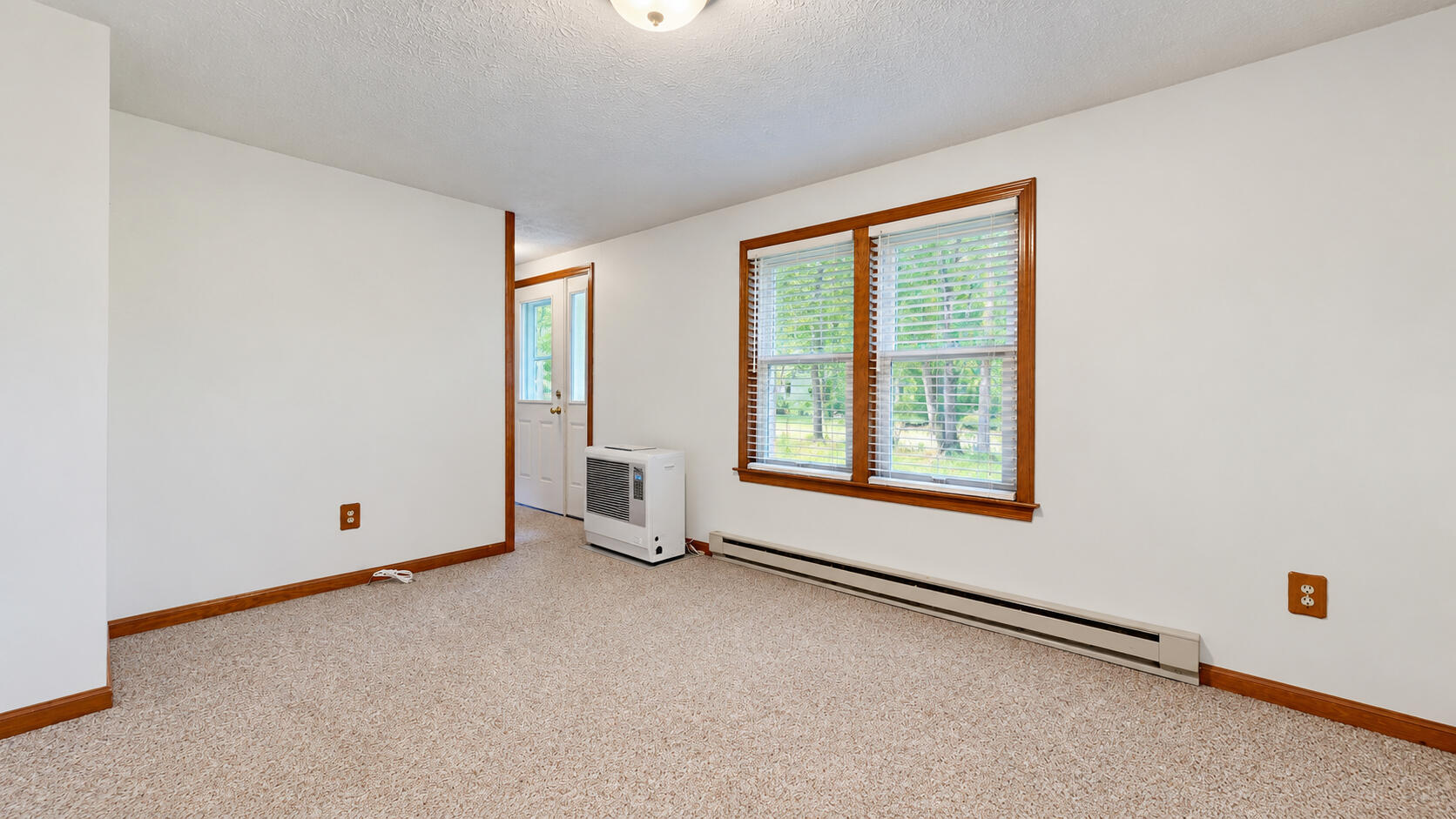 5 Iris Drive Property Photo 9