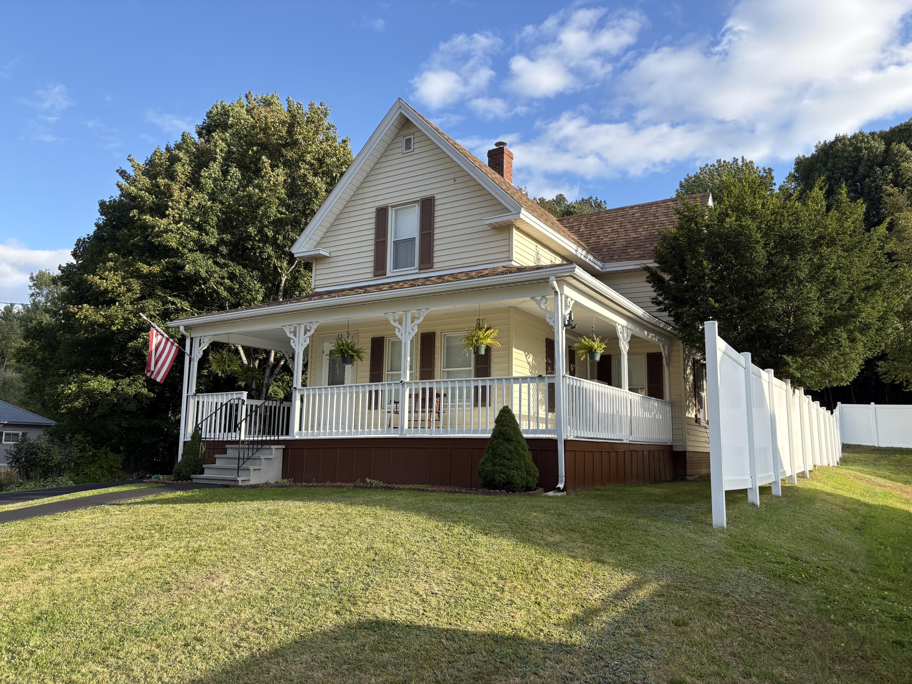 25 Hudson Avenue Property Photo 4