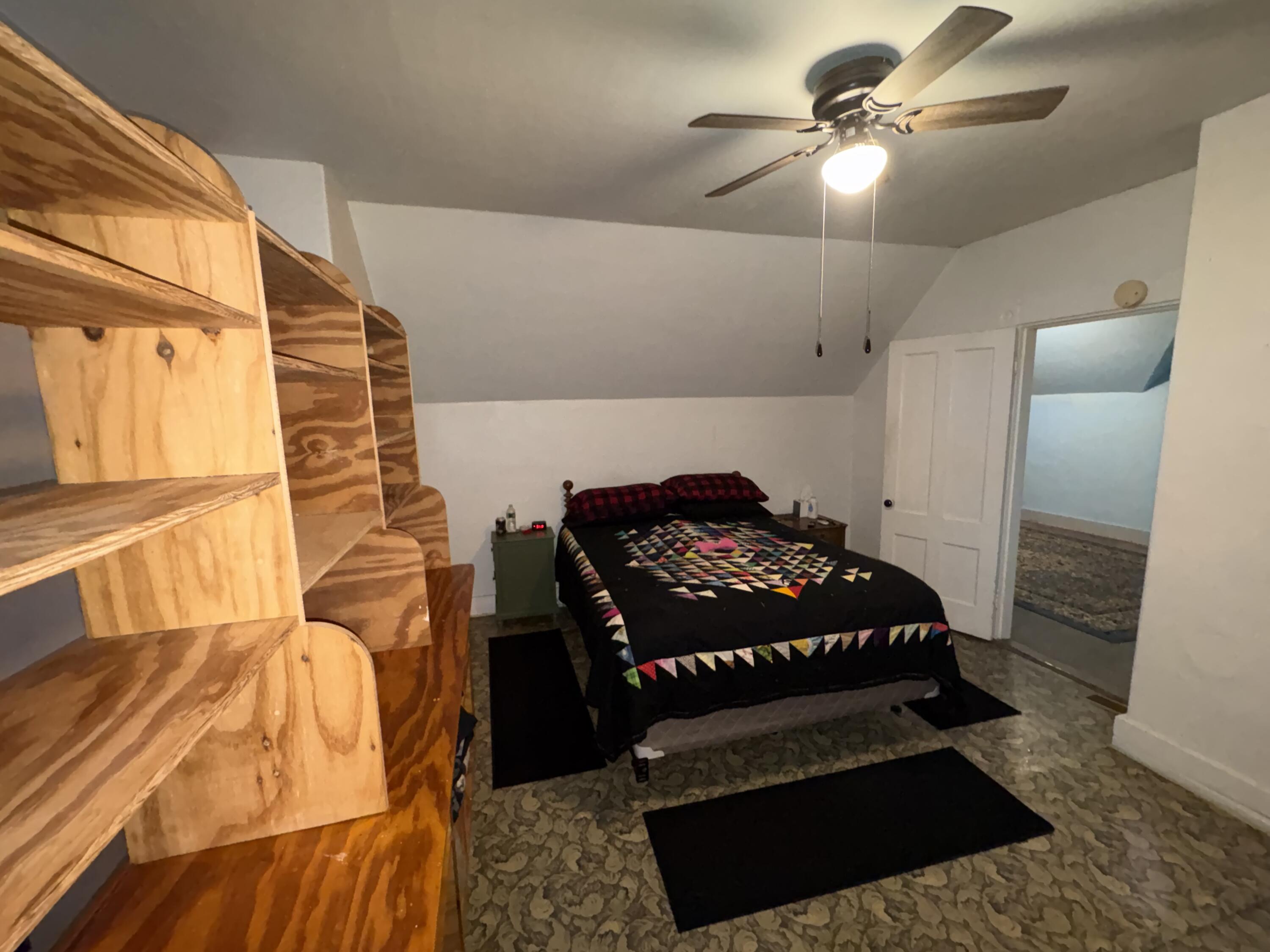 25 Hudson Avenue Property Photo 34