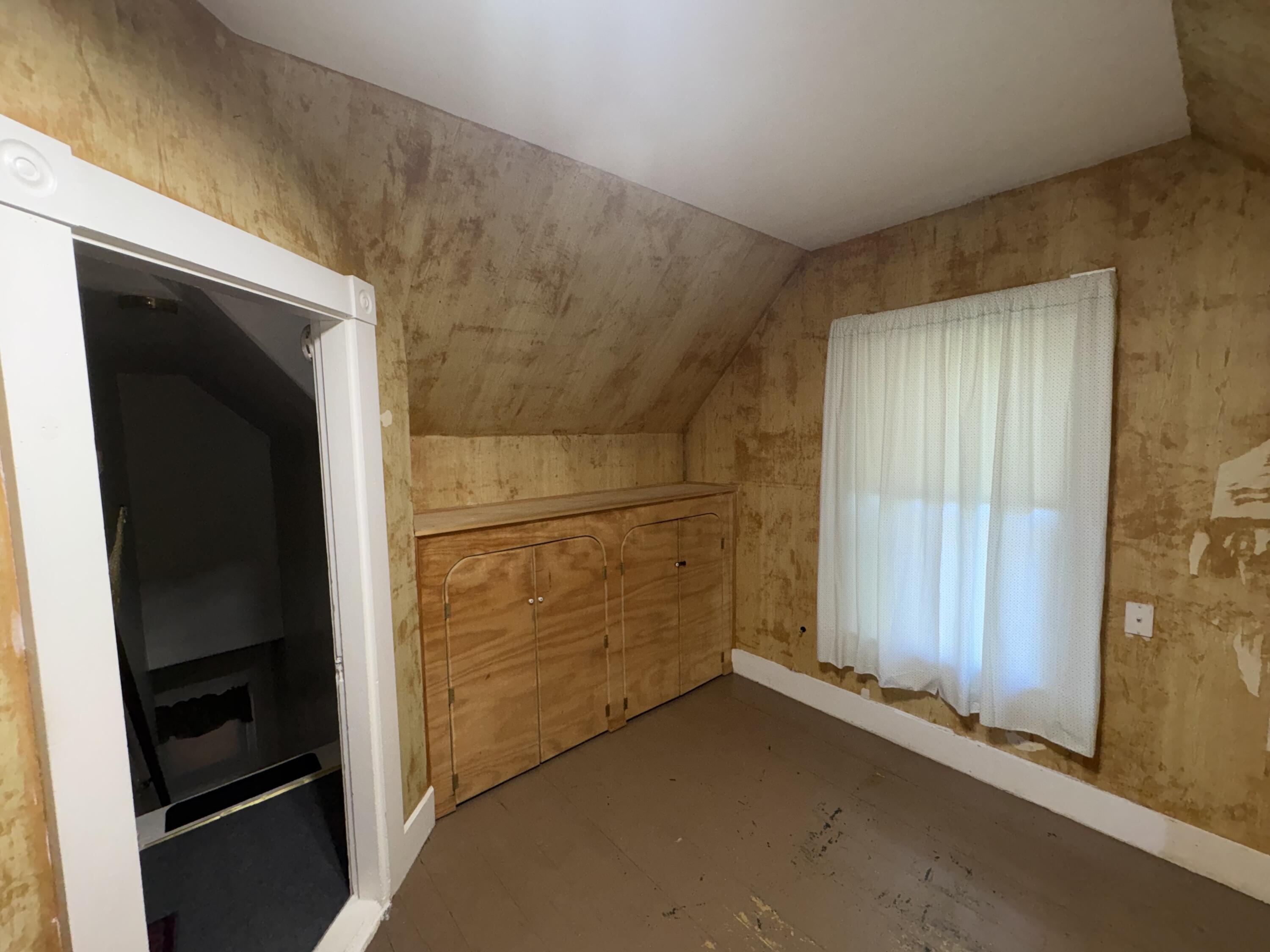 25 Hudson Avenue Property Photo 42
