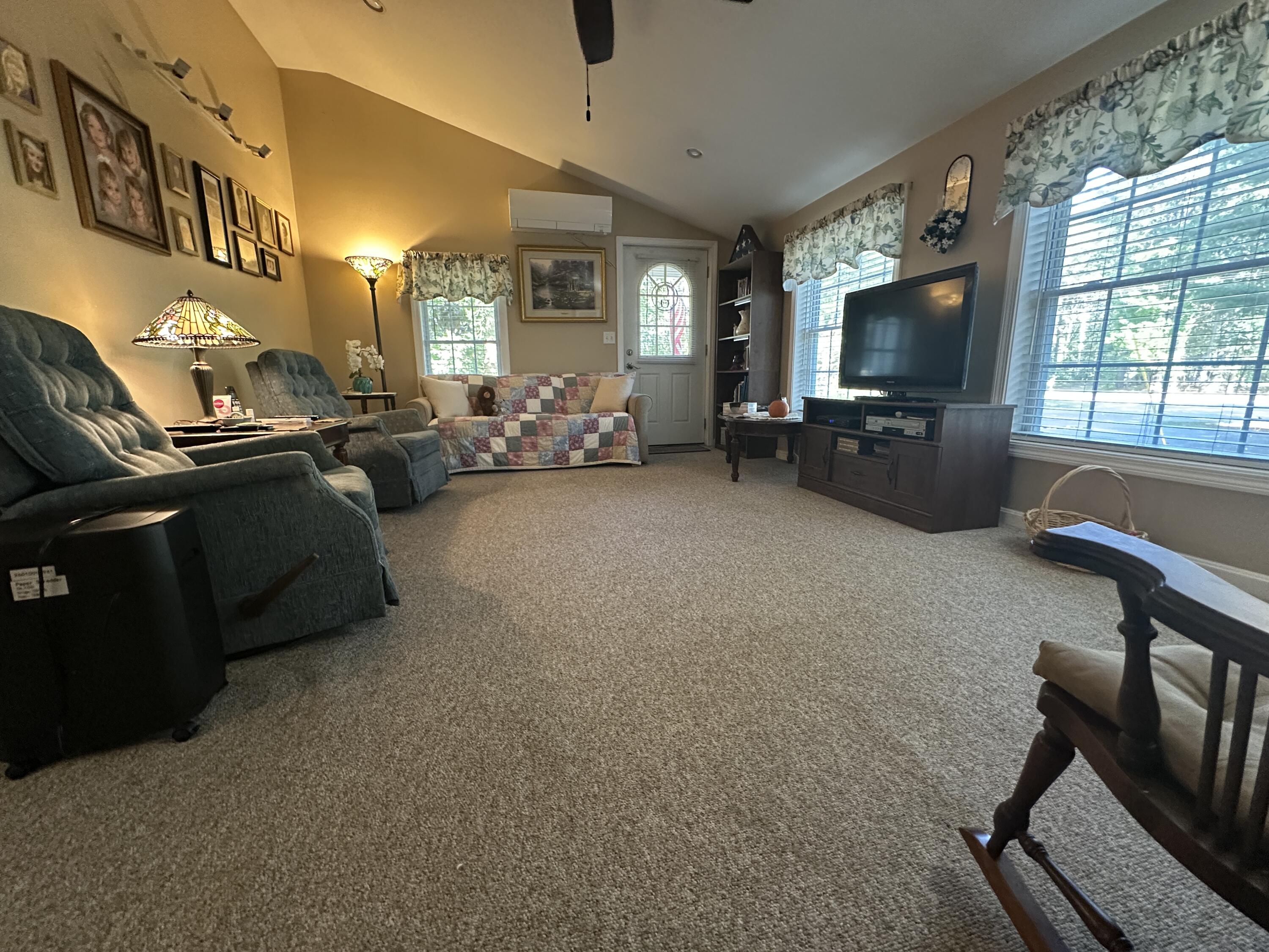 17 Chickadee Drive Property Photo 8
