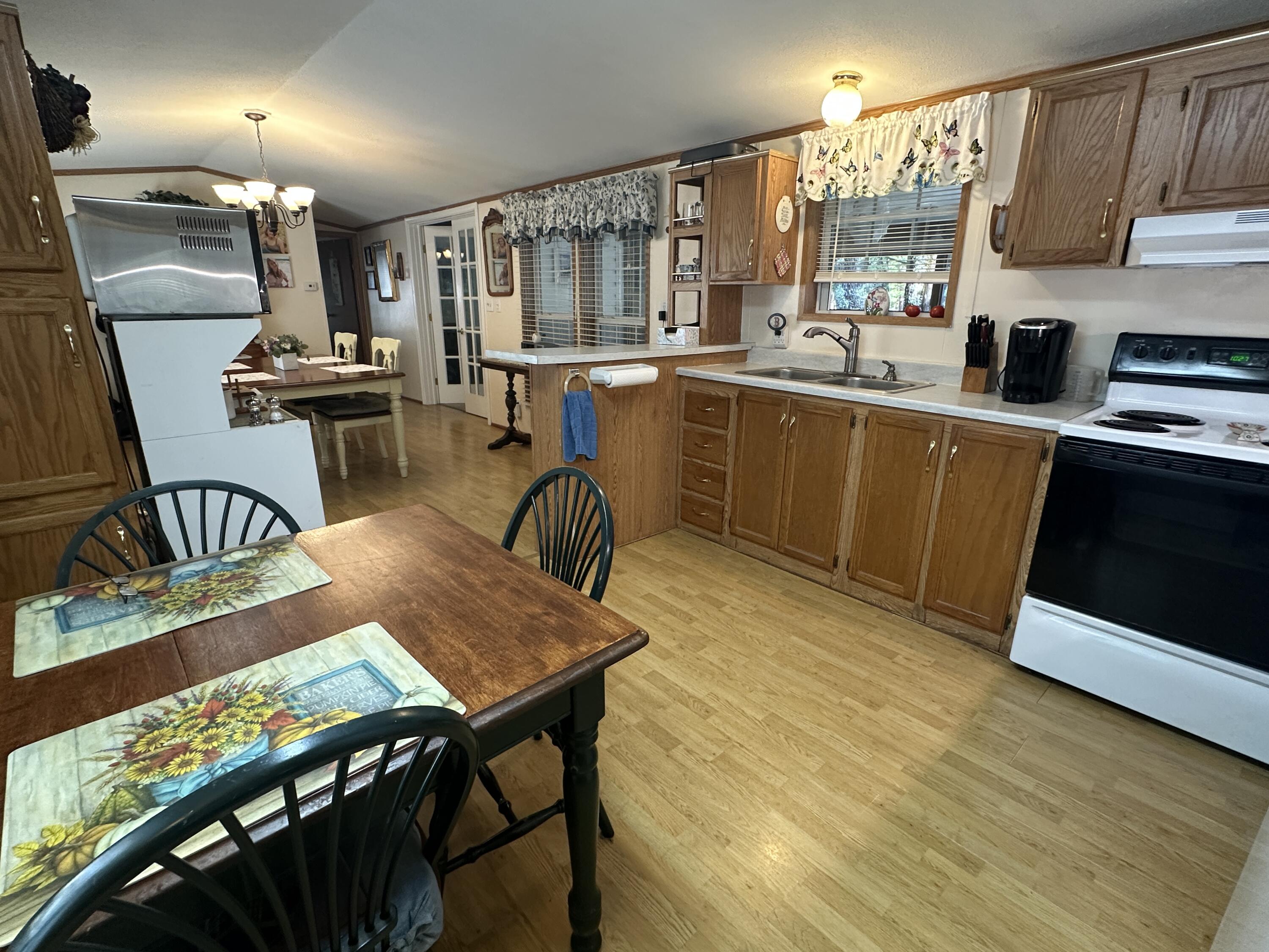 17 Chickadee Drive Property Photo 16