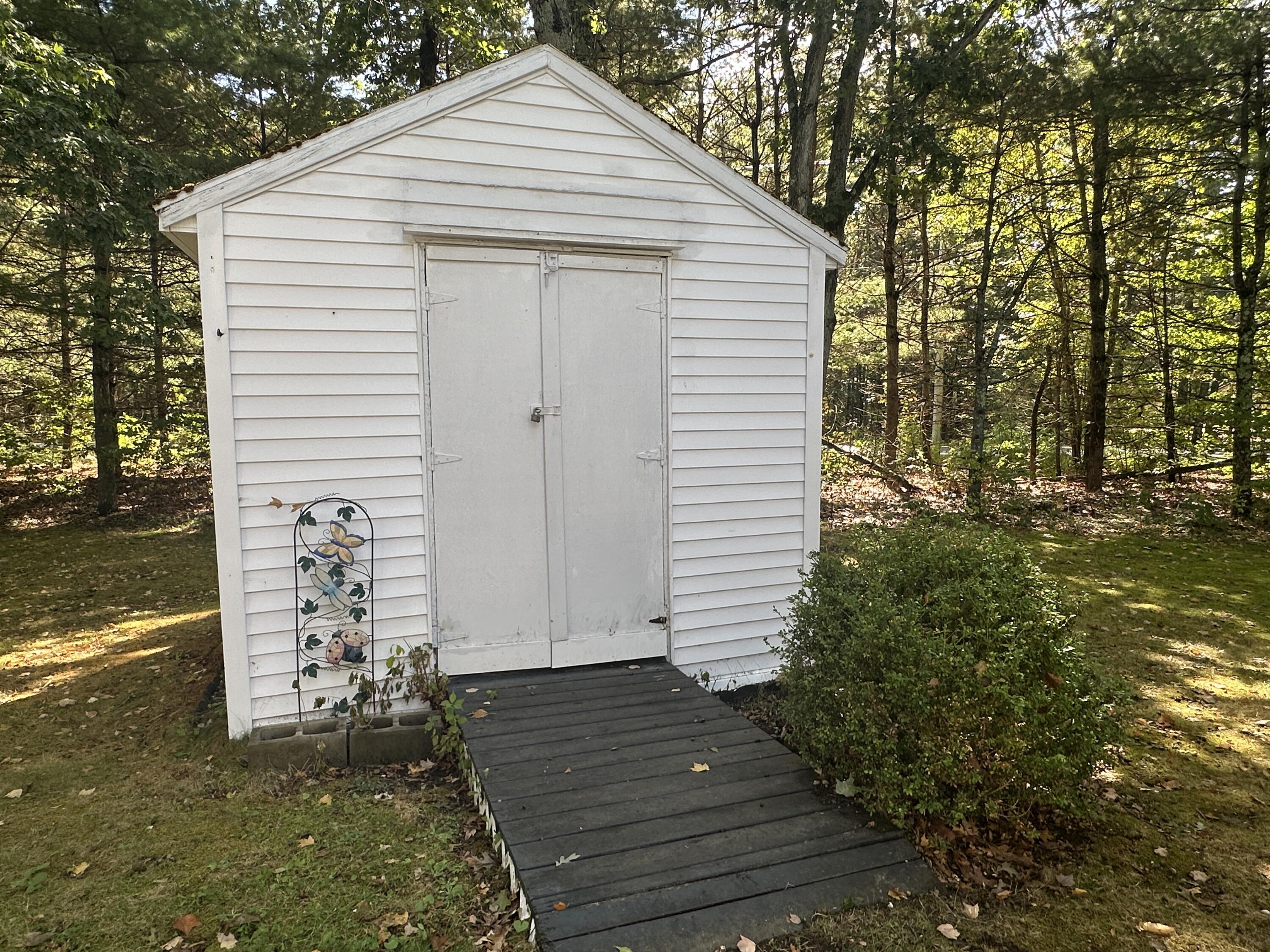 17 Chickadee Drive Property Photo 29