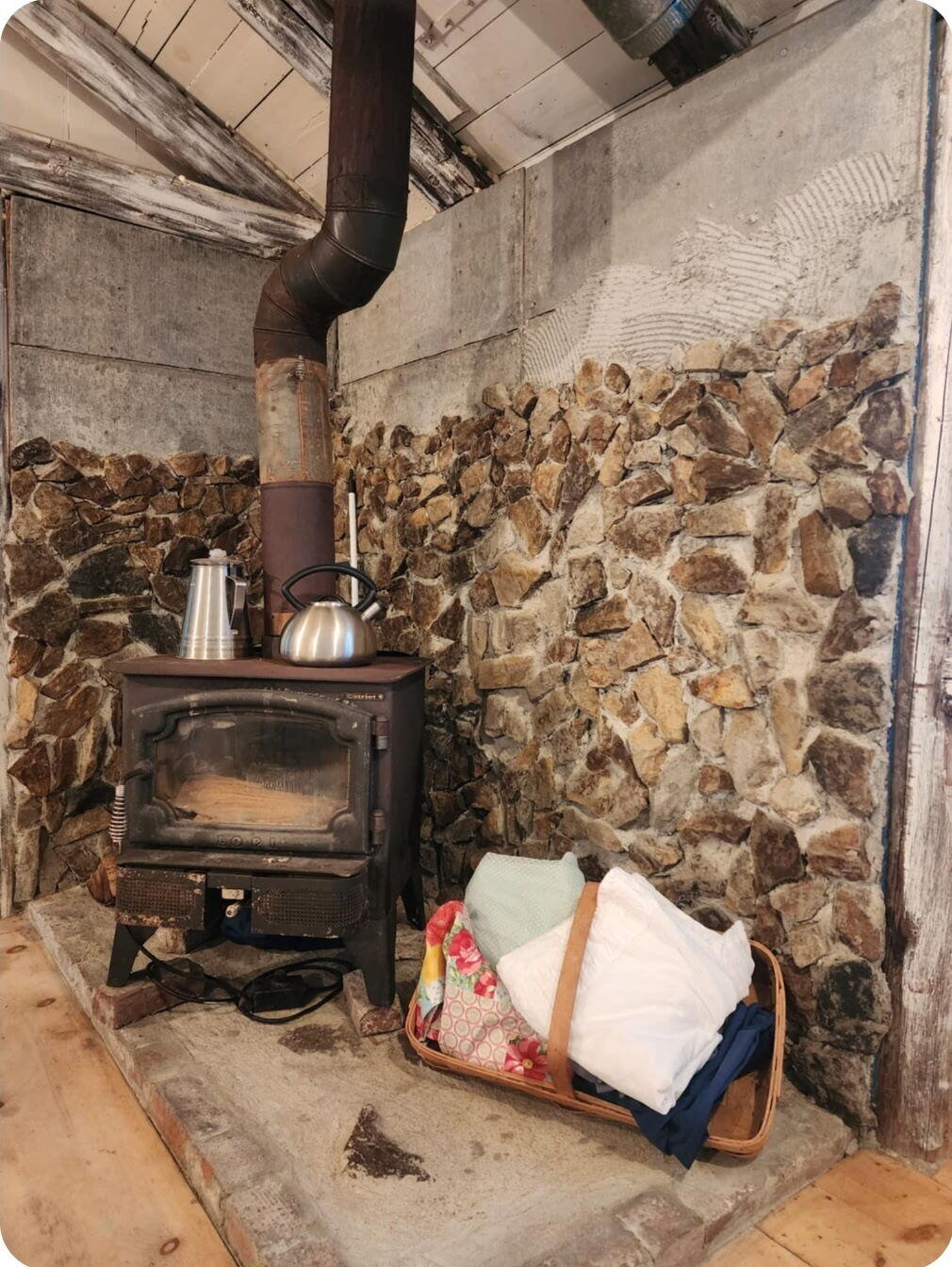 28 Middle Street Property Photo 7