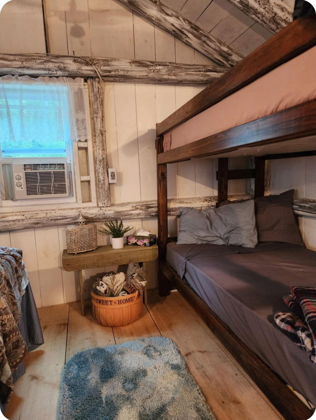 28 Middle Street Property Photo 9