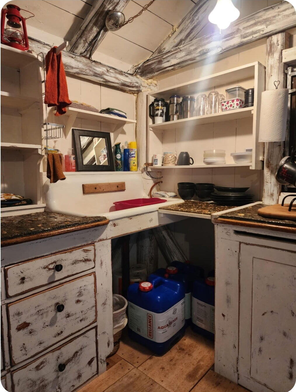 28 Middle Street Property Photo 11