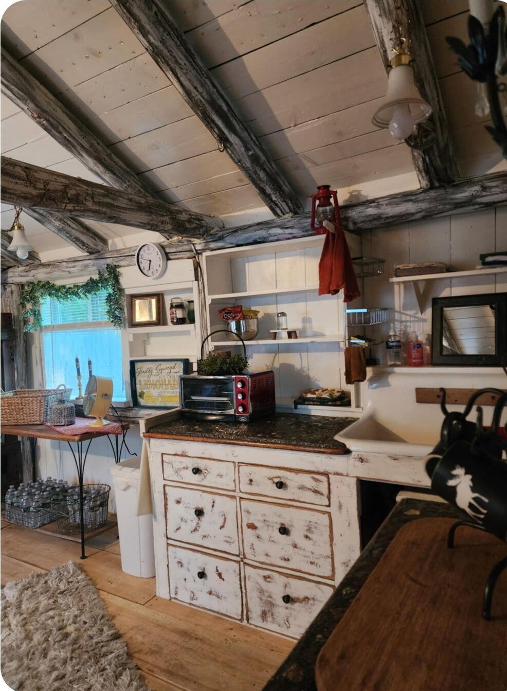 28 Middle Street Property Photo 12