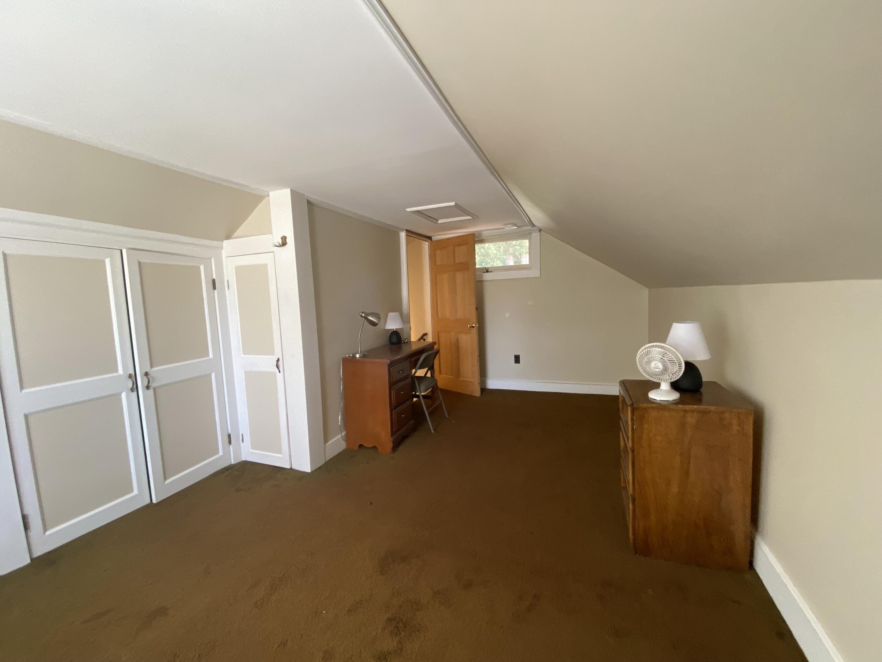 49 E Valentine Street Property Photo 16