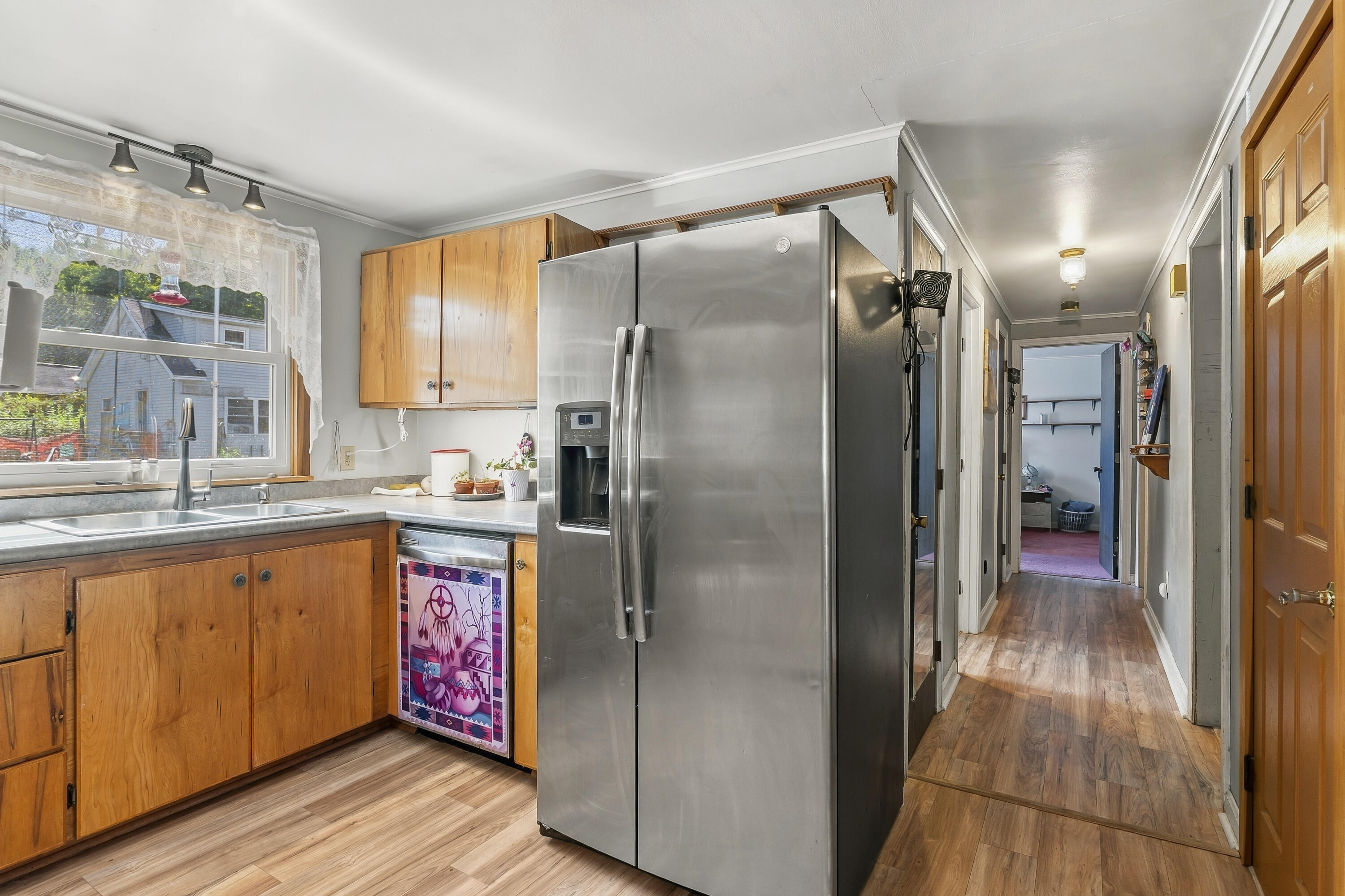 9 Sanford Avenue Property Photo 10