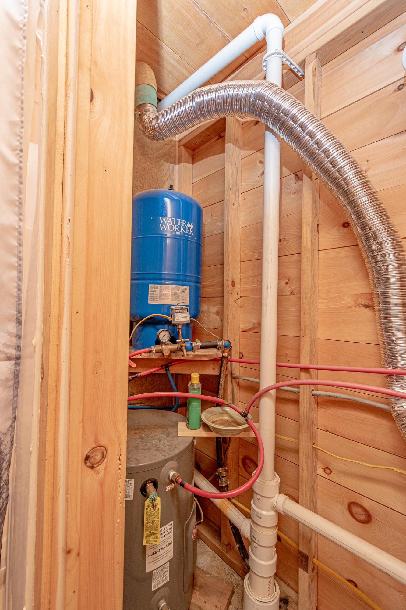 593 Park Street Property Photo 16