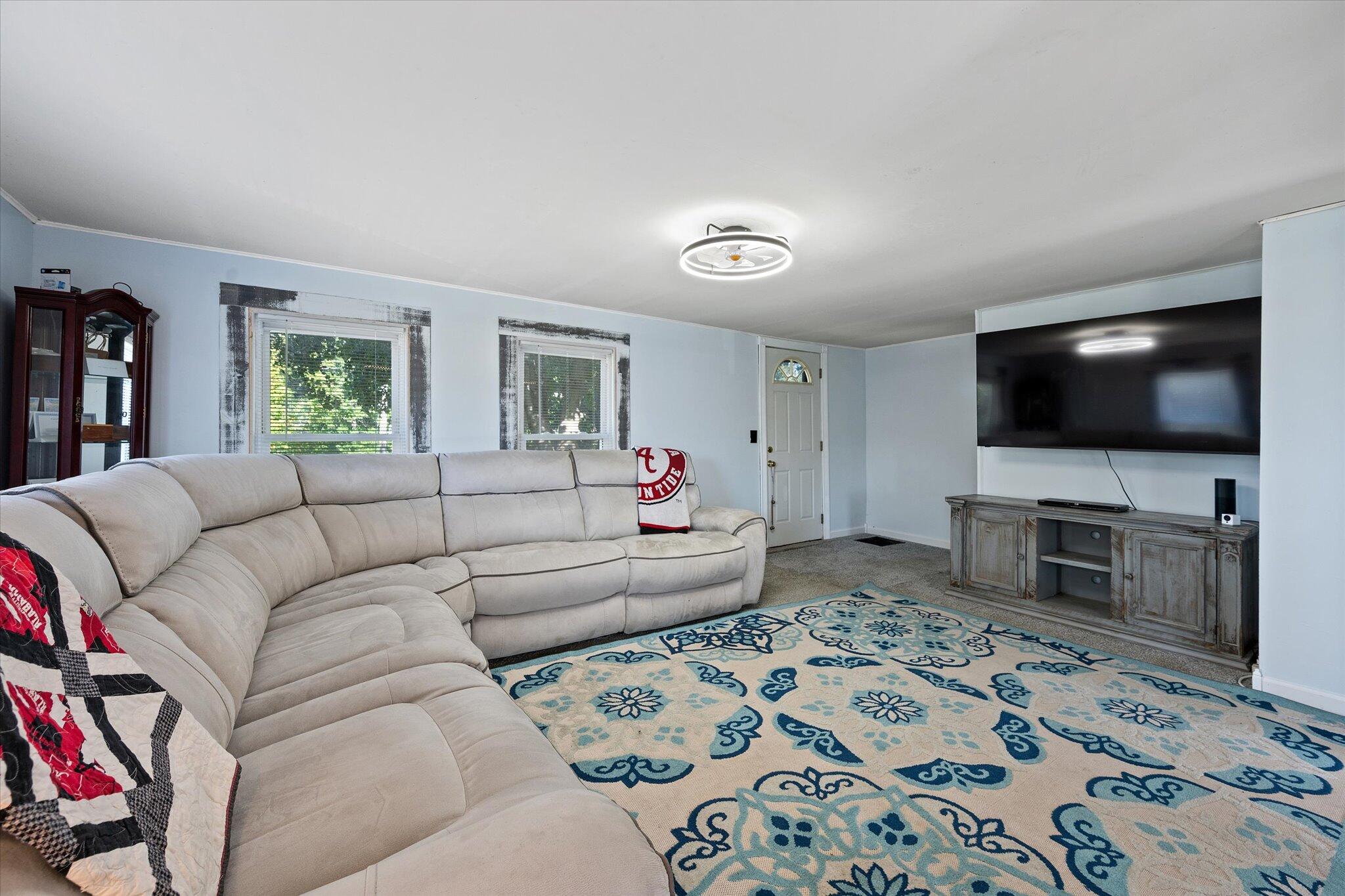 8 Cookson Road Property Photo 15