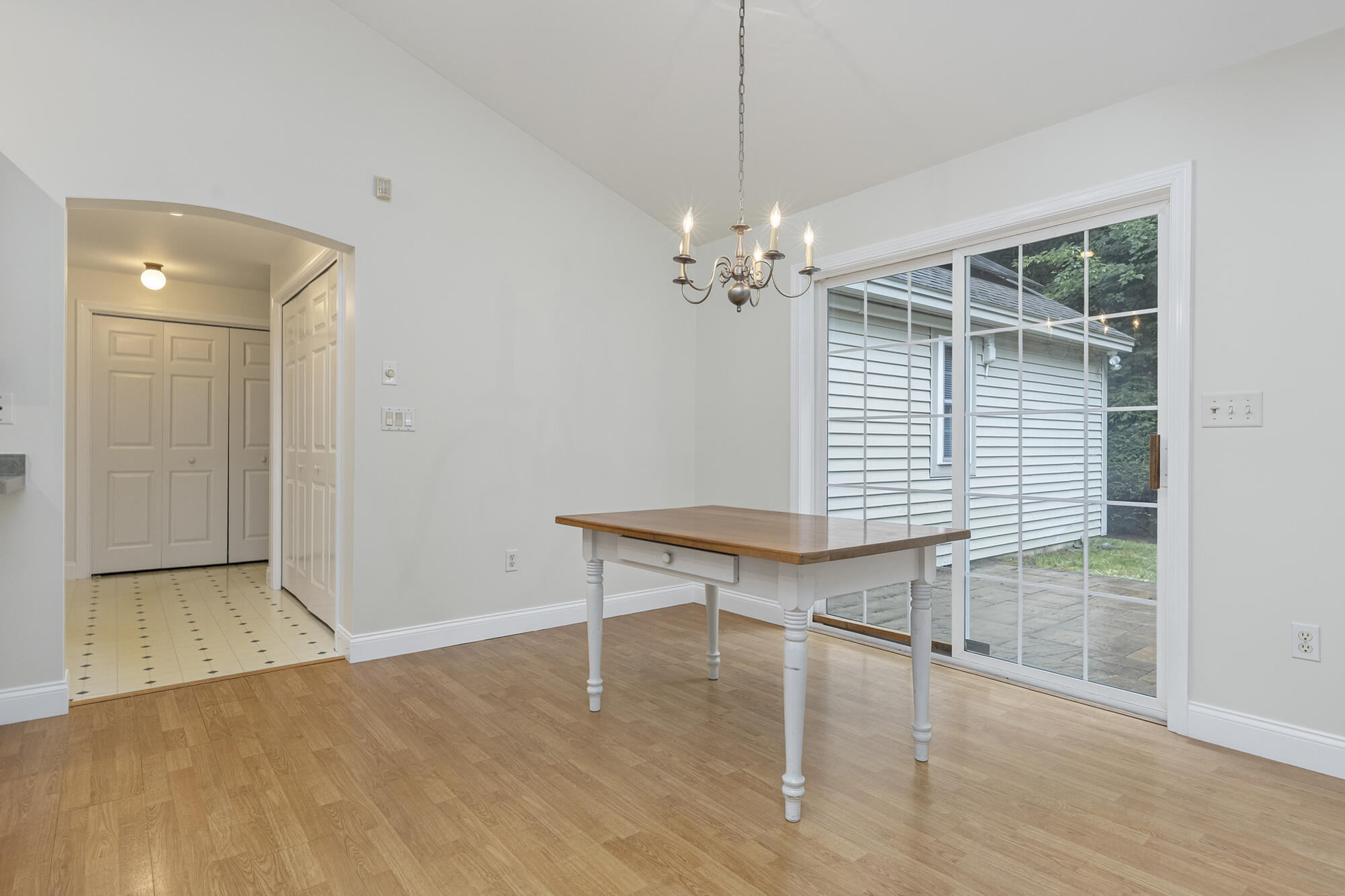 30 Honeysuckle Lane Property Photo 14