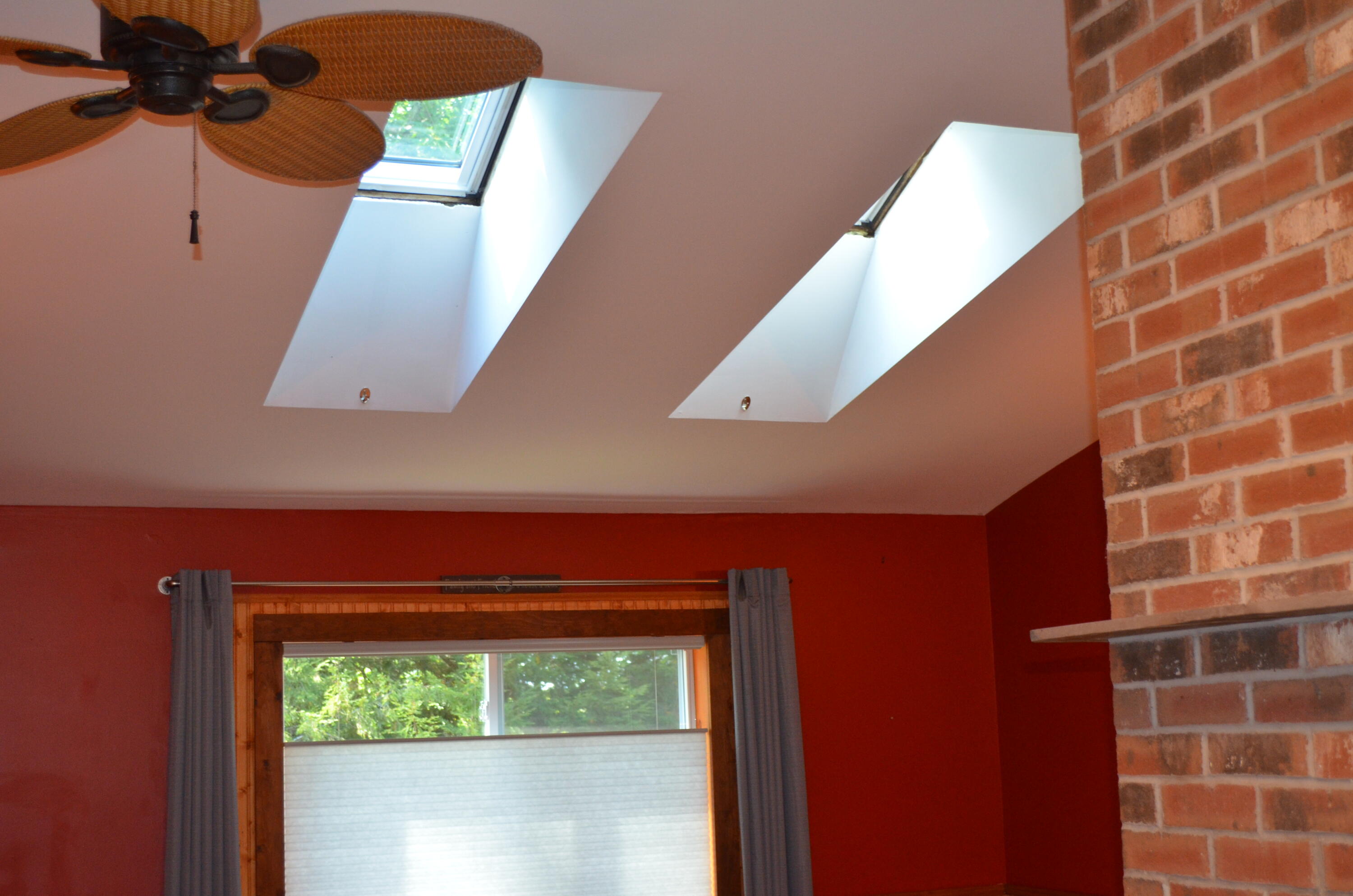 24 E Shore Drive Property Photo 8