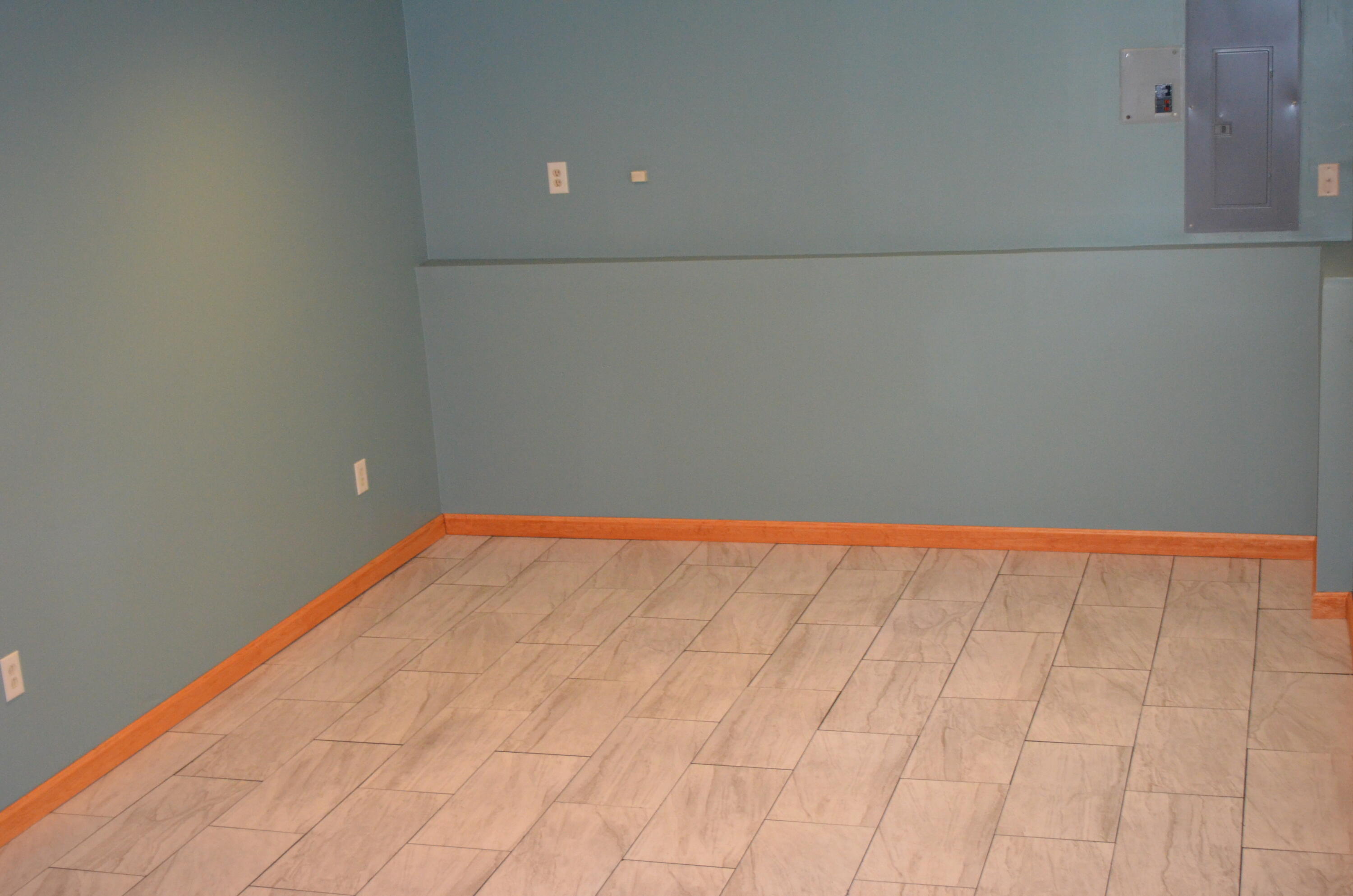 24 E Shore Drive Property Photo 17