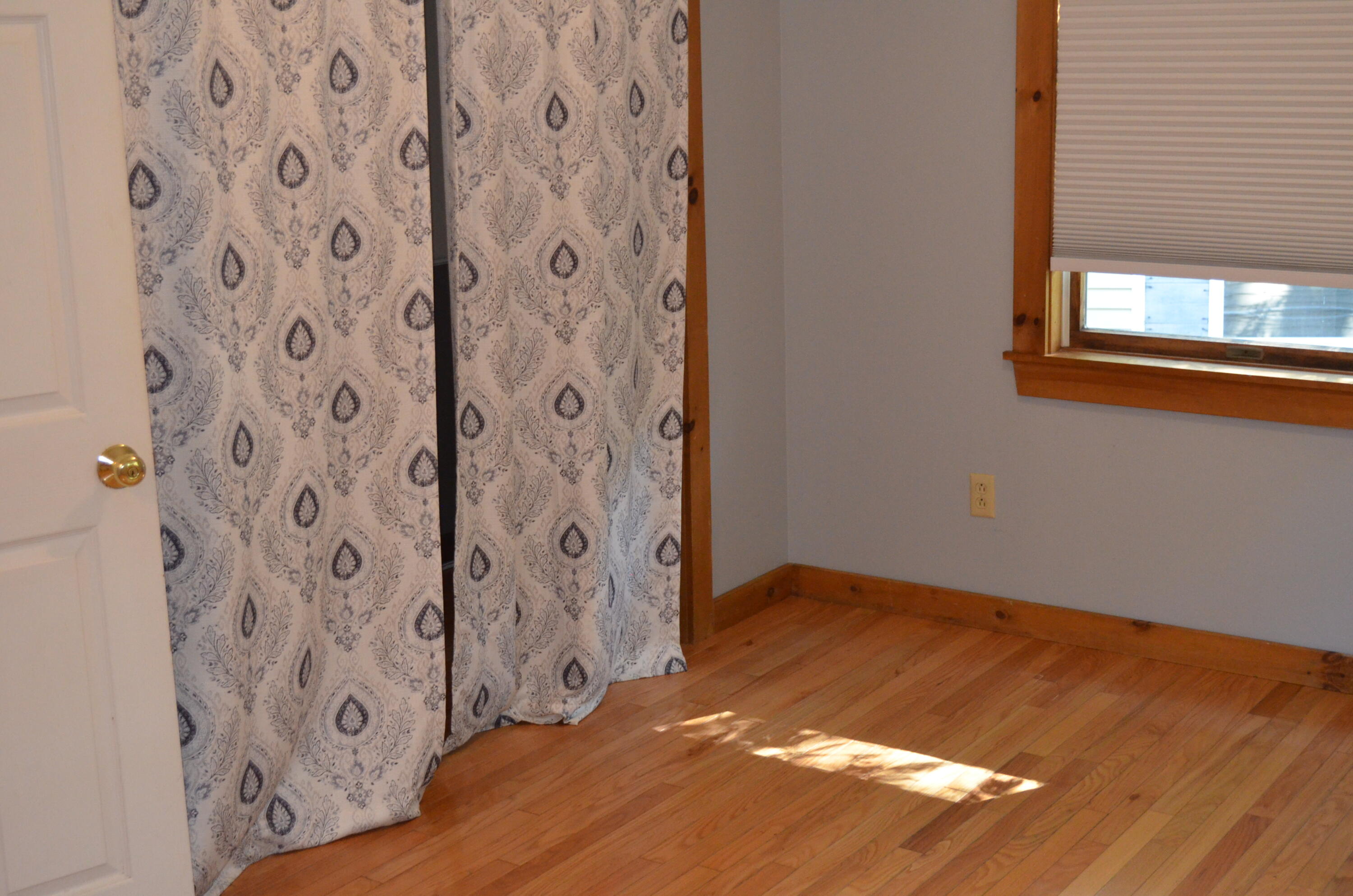 24 E Shore Drive Property Photo 27