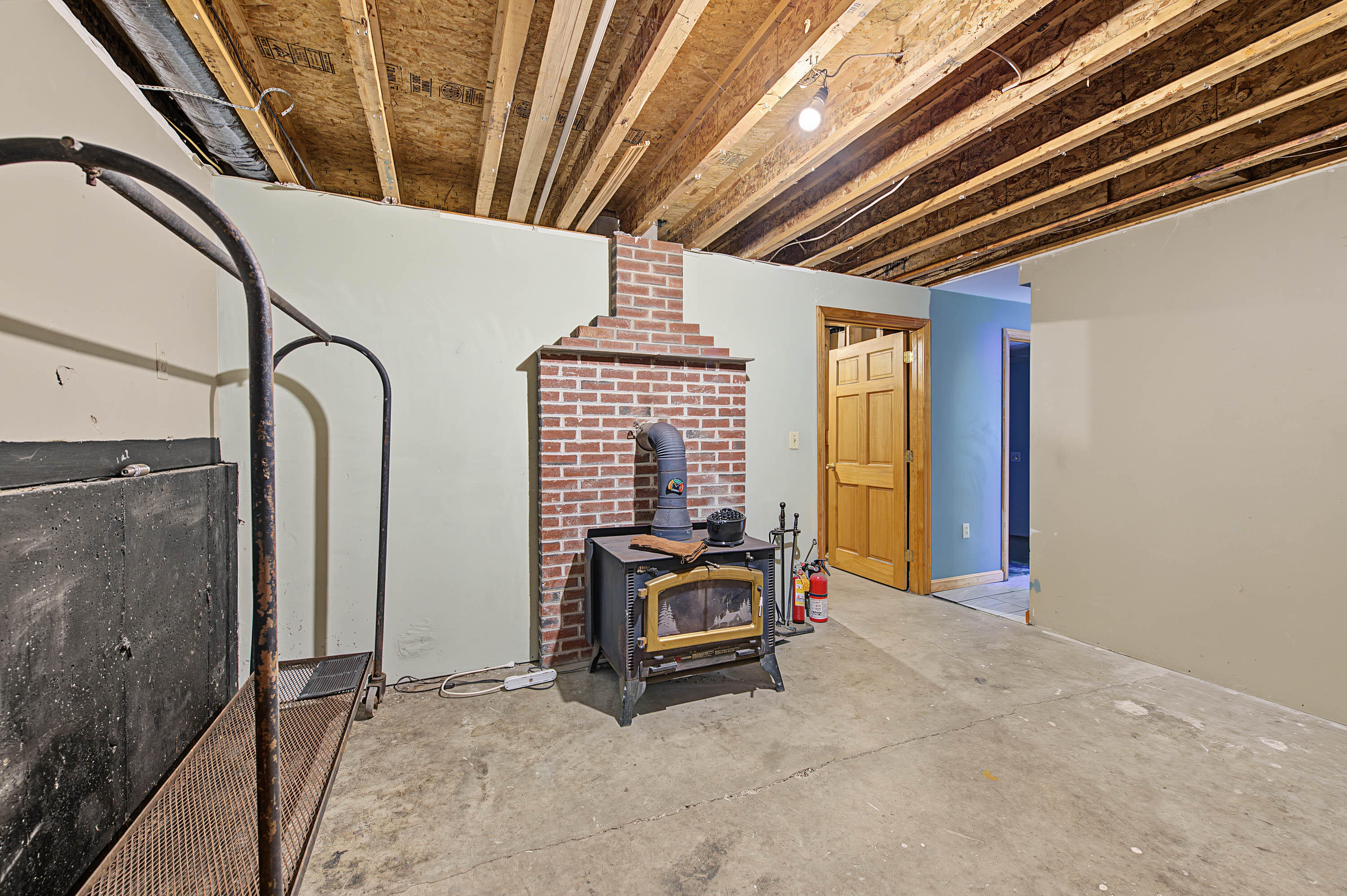 24 E Shore Drive Property Photo 91