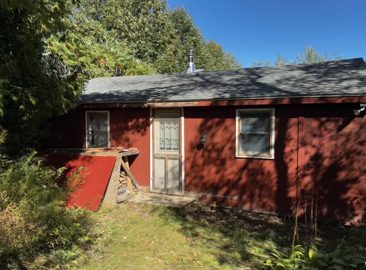 598 Quaker Hill Road Property Photo 1