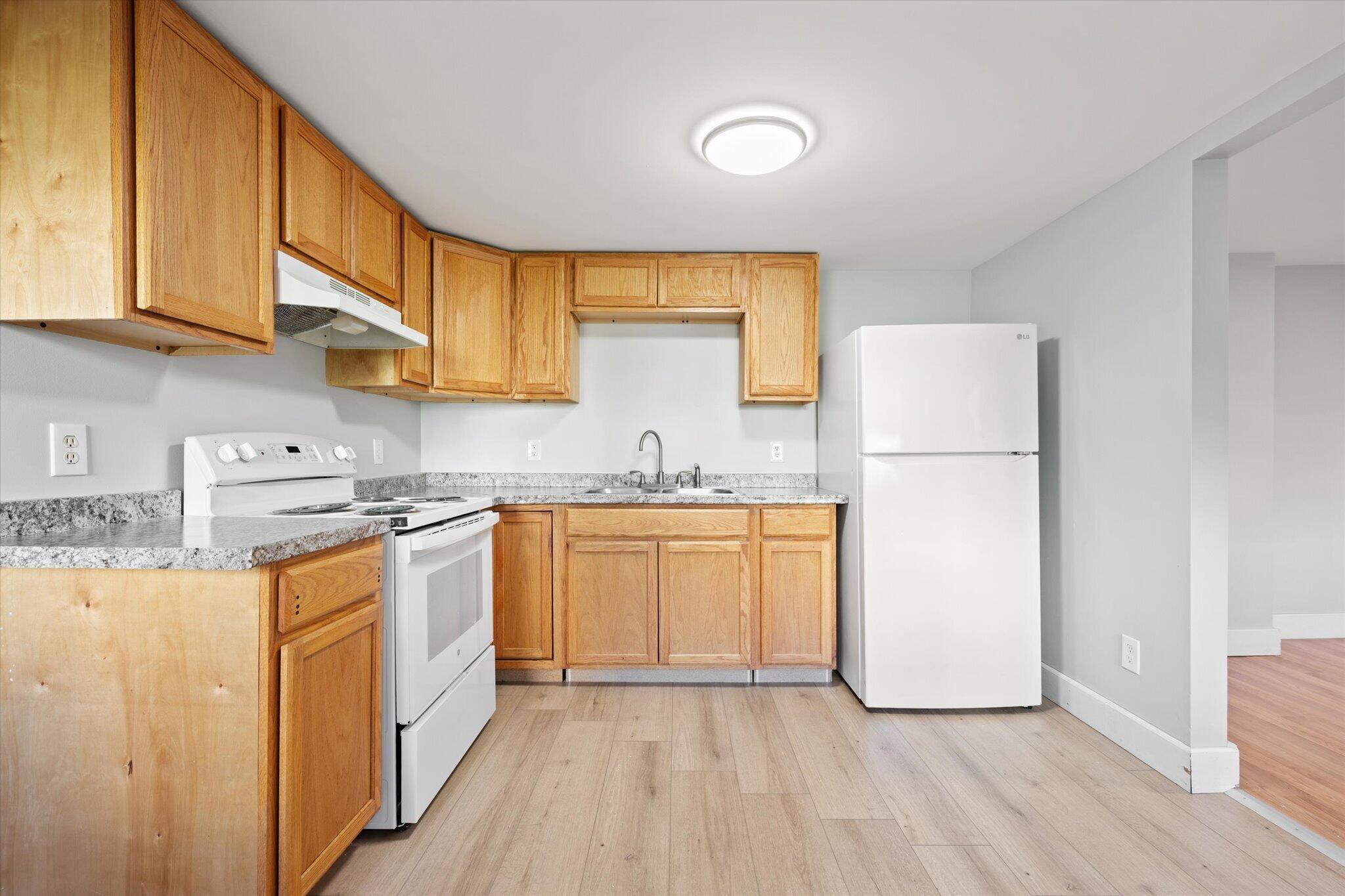 17 Elm Street Property Photo 5