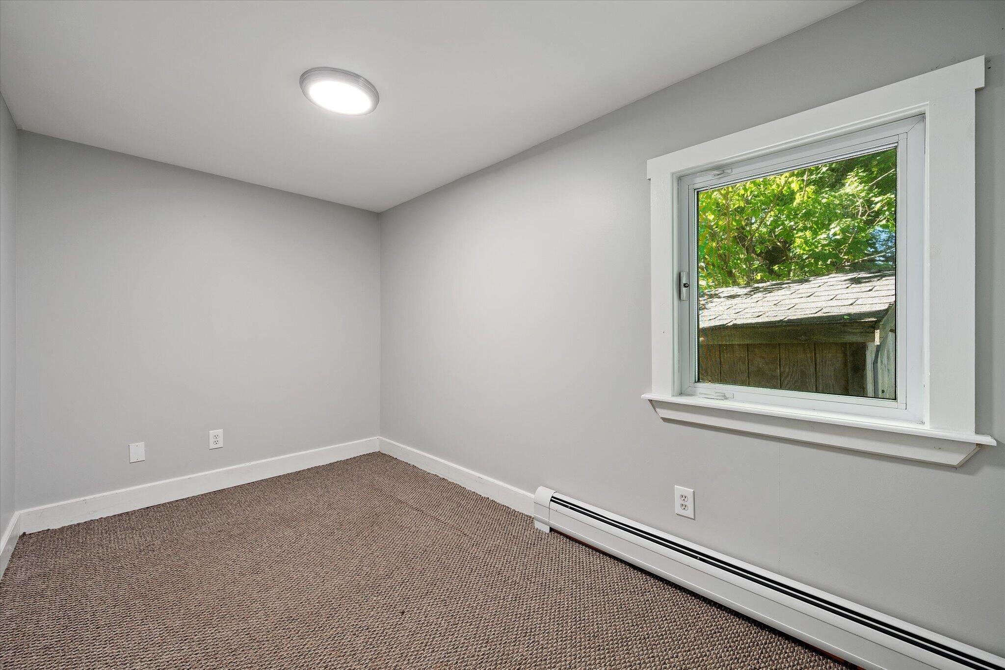 17 Elm Street Property Photo 8