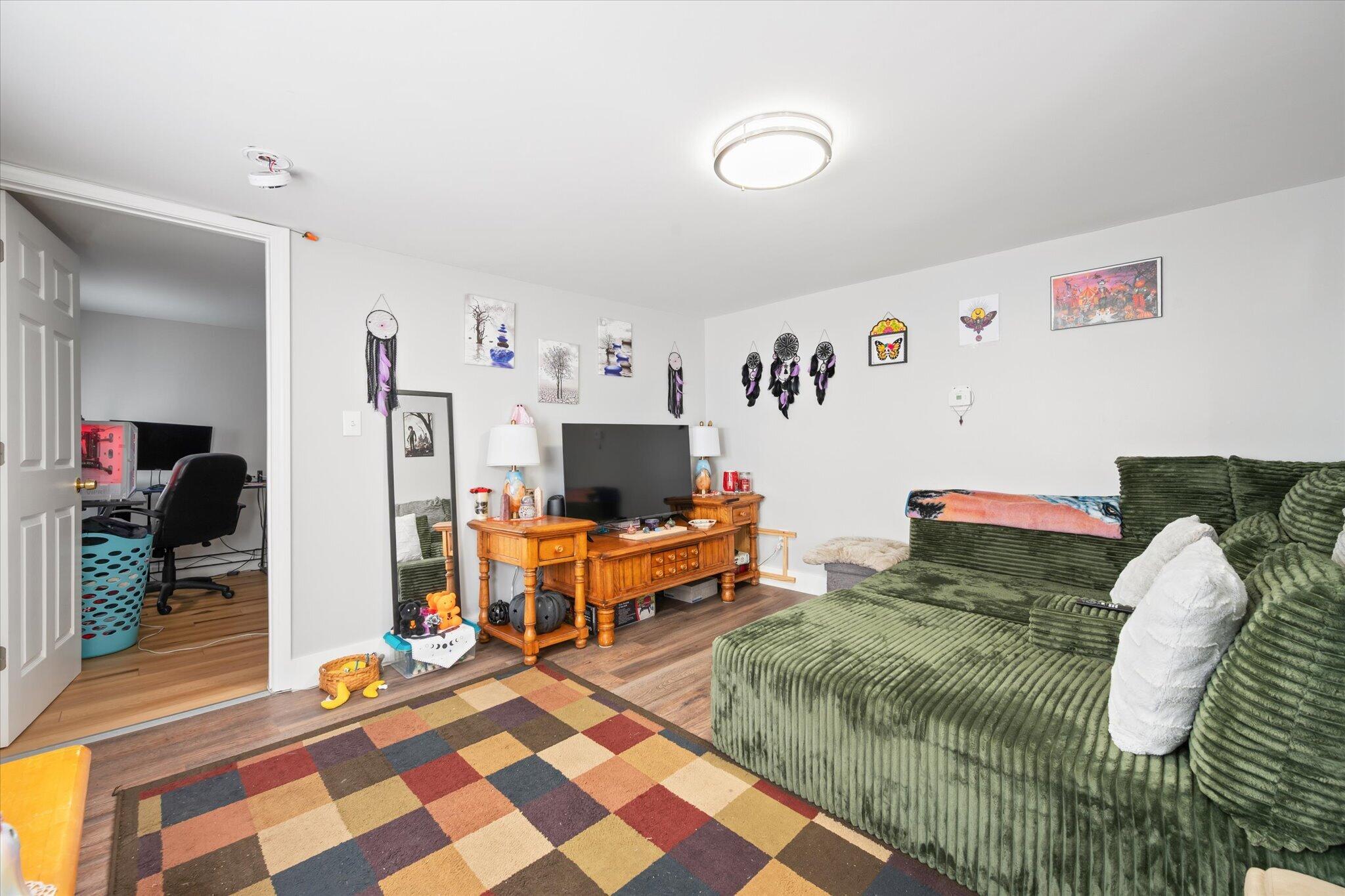 17 Elm Street Property Photo 16