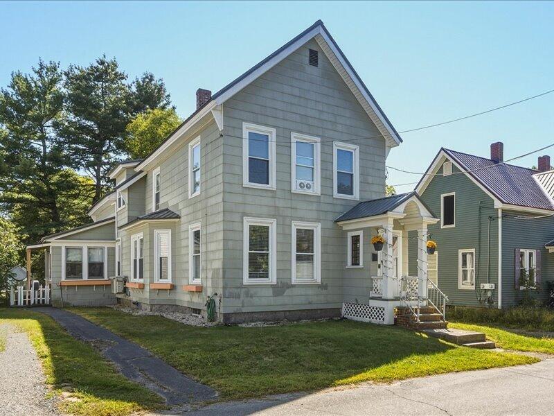 72 Oak Street Property Photo 2