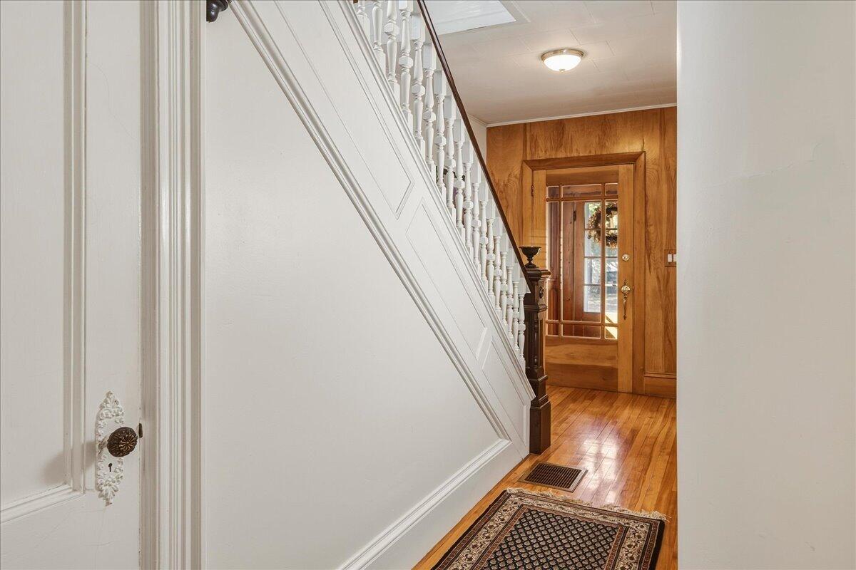 72 Oak Street Property Photo 27