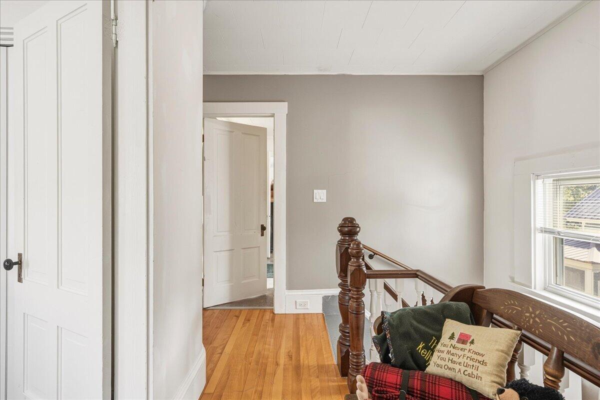 72 Oak Street Property Photo 32