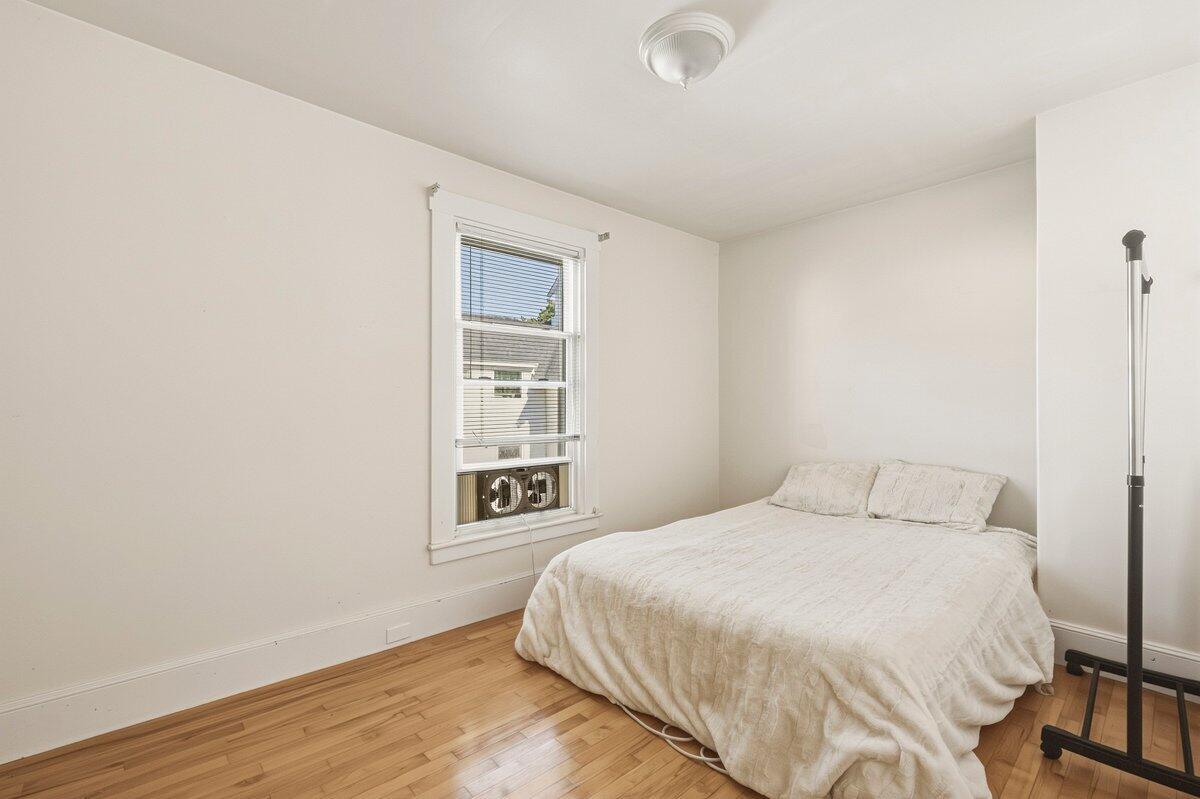 72 Oak Street Property Photo 35