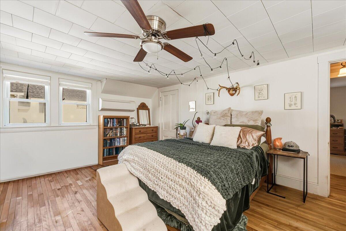 72 Oak Street Property Photo 46