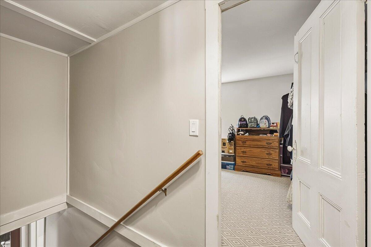 72 Oak Street Property Photo 47