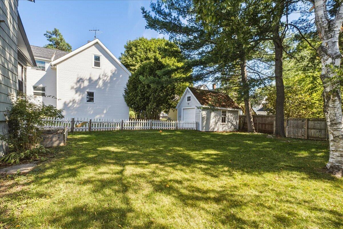 72 Oak Street Property Photo 51