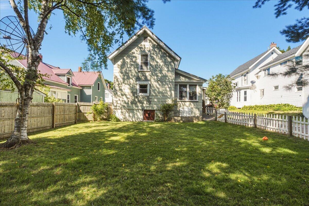 72 Oak Street Property Photo 53