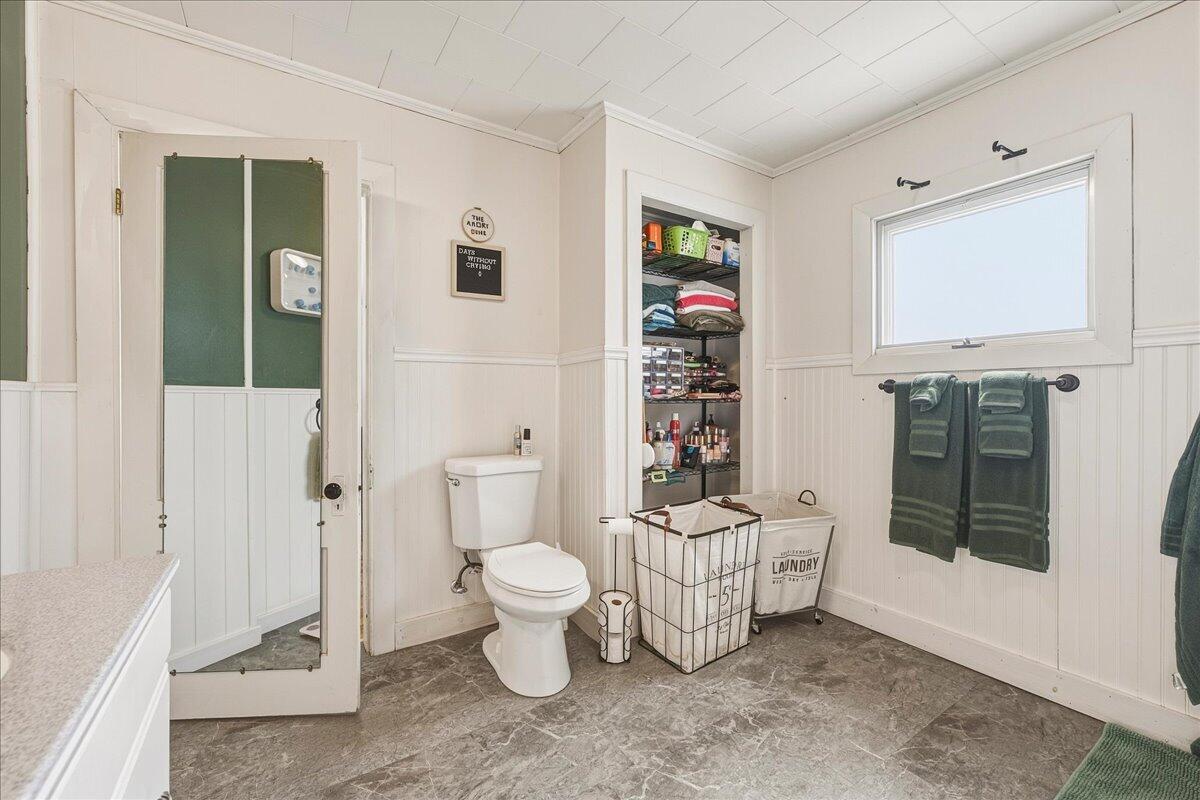72 Oak Street Property Photo 70
