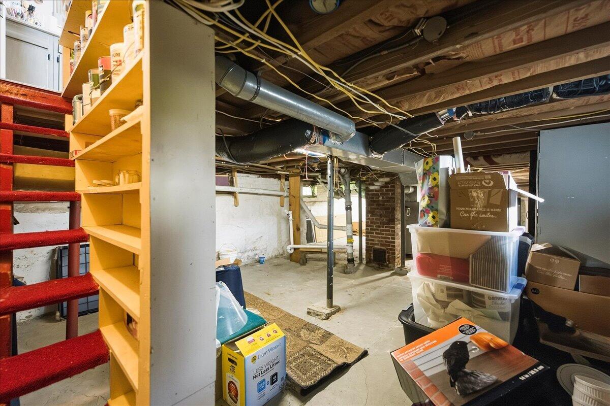 72 Oak Street Property Photo 73