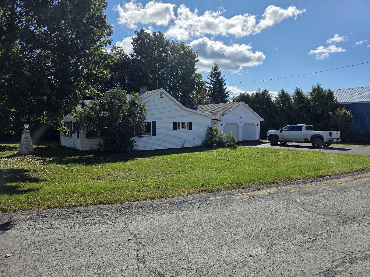 15 Rogers Lane Property Photo 1