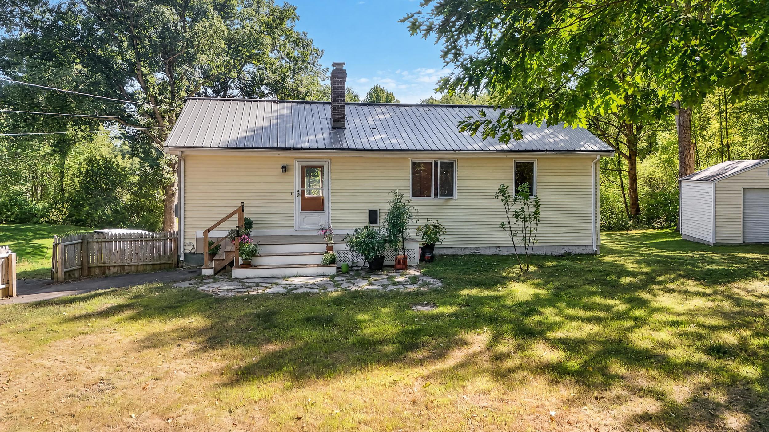 250 Me-236 Property Photo 28