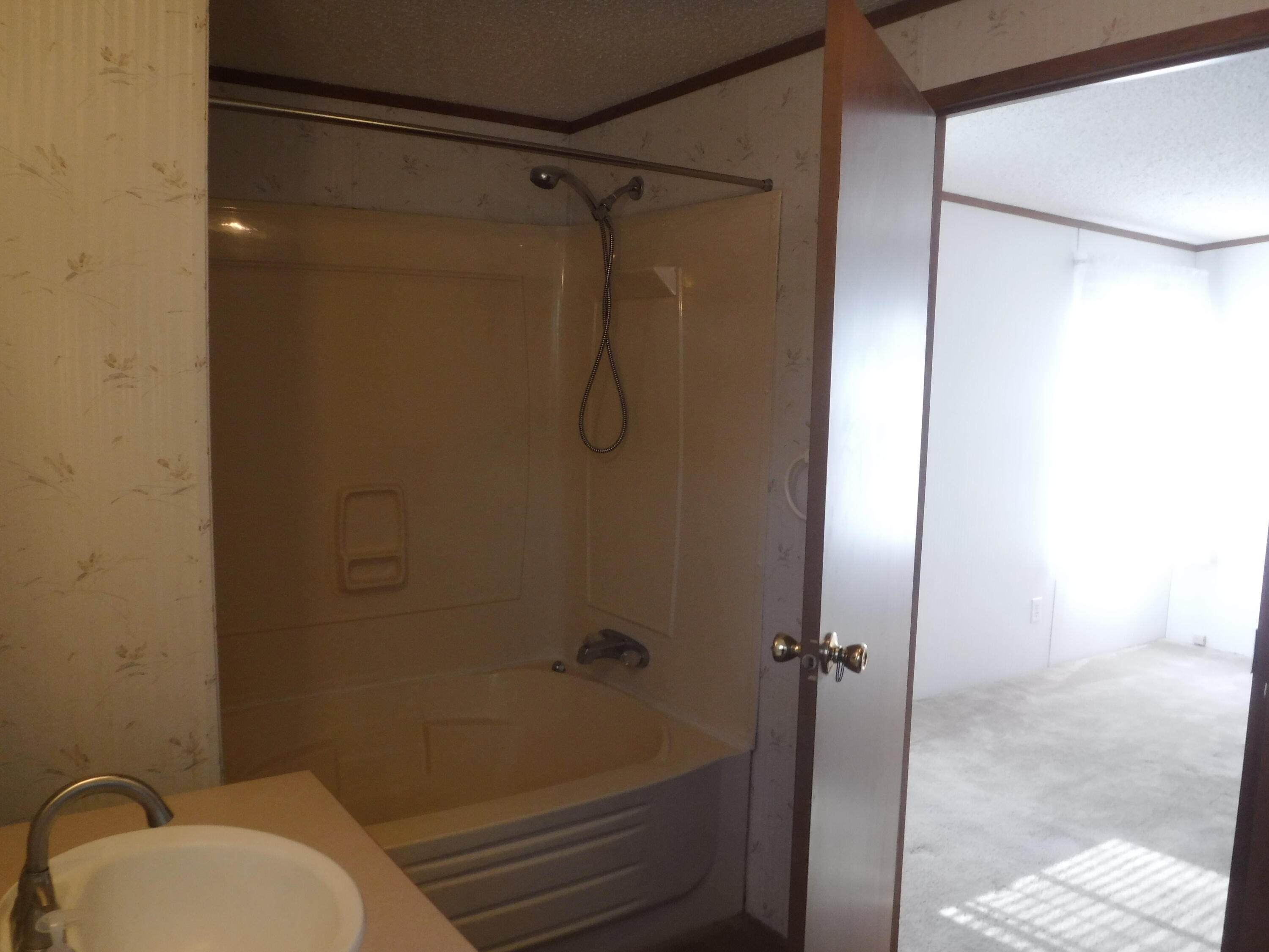 36 Skyline Circle Property Photo 13